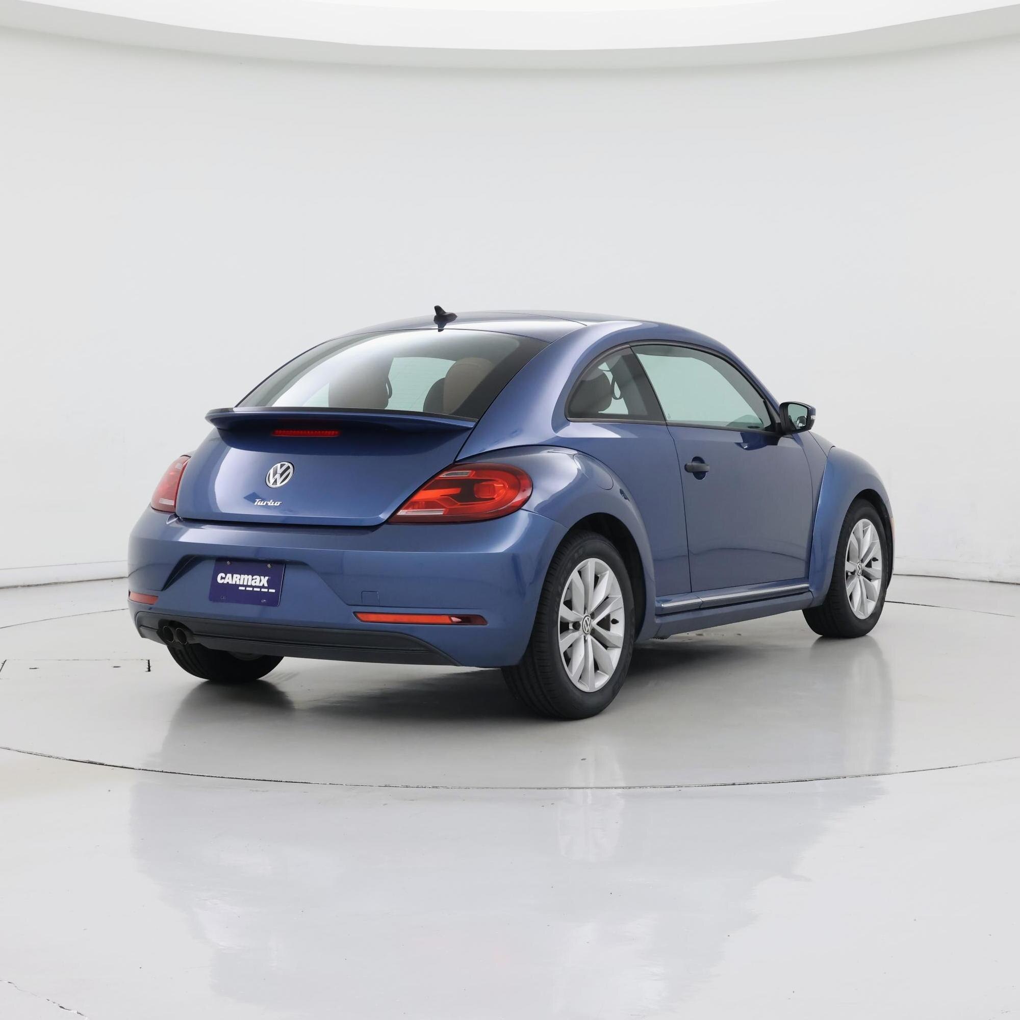 Thumbnail: 2017 Volkswagen Beetle - 8