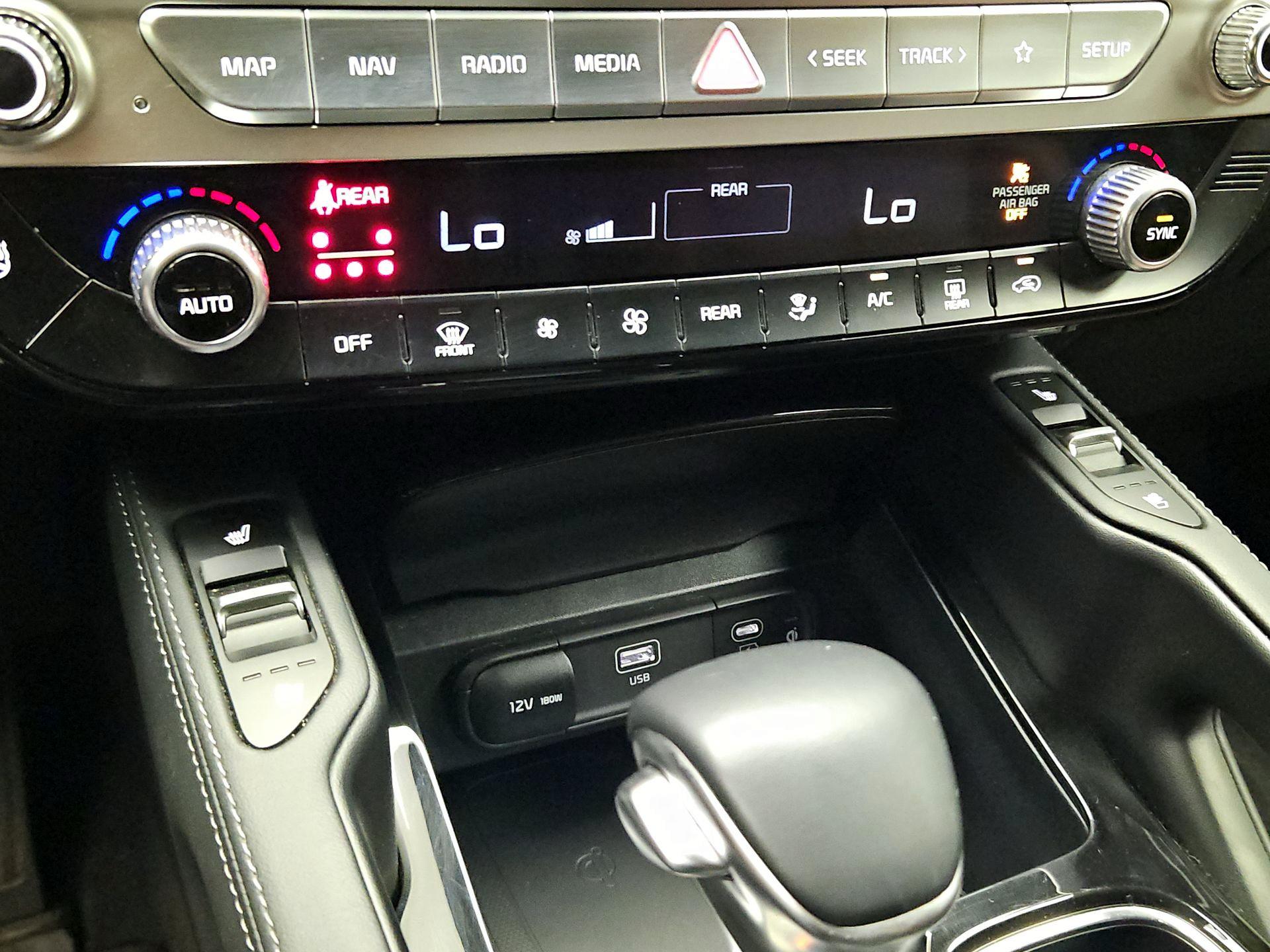 Thumbnail: 2023 Kia Telluride - 17
