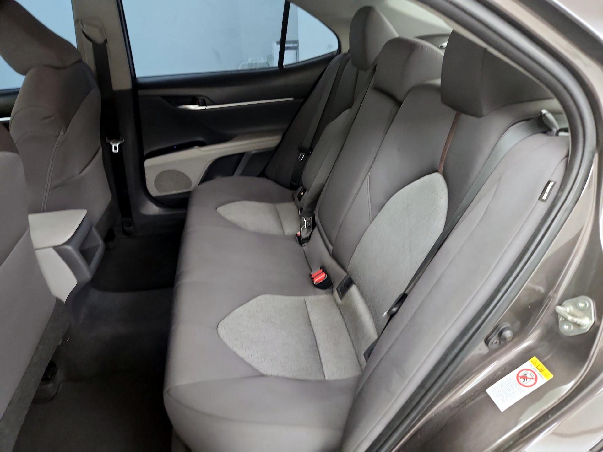 Thumbnail: 2018 Toyota Camry - 19