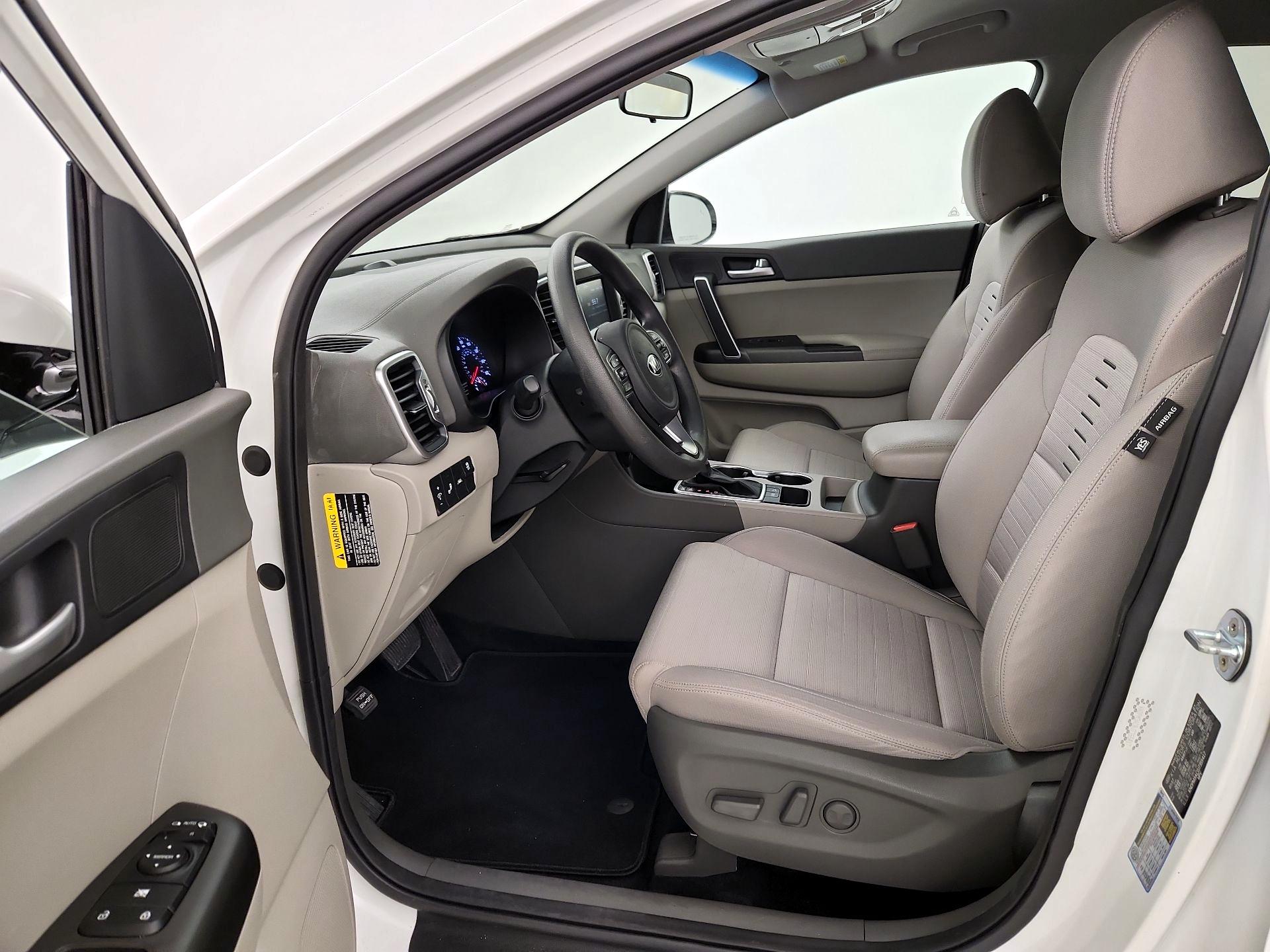 Thumbnail: 2018 Kia Sportage - 11