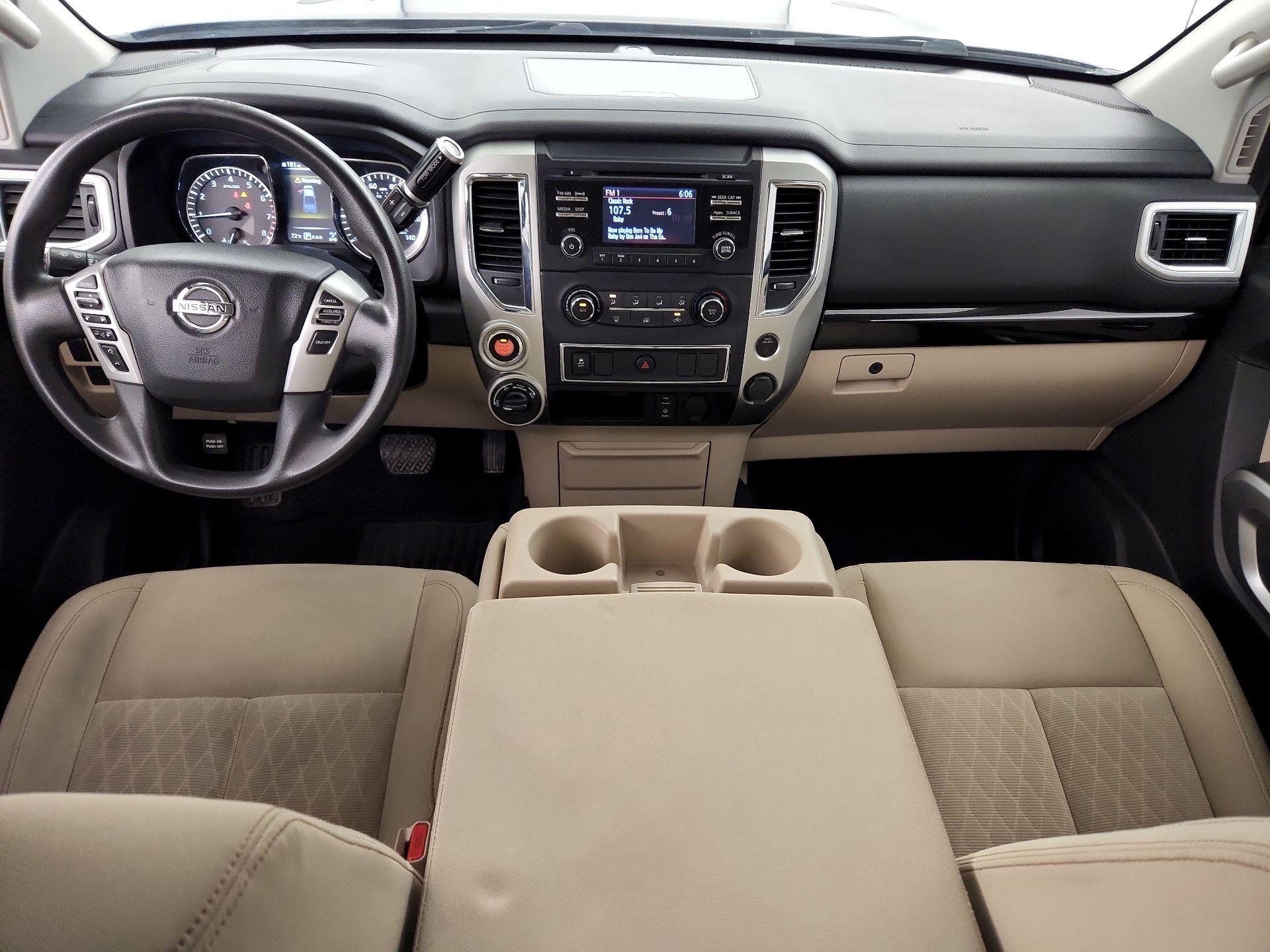 Thumbnail: 2017 Nissan Titan - 9