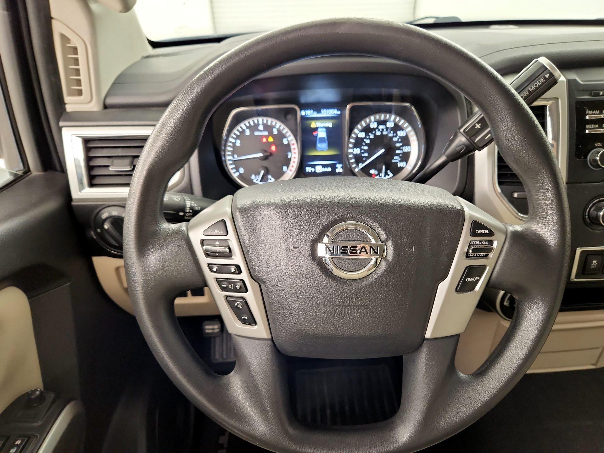 Thumbnail: 2017 Nissan Titan - 10