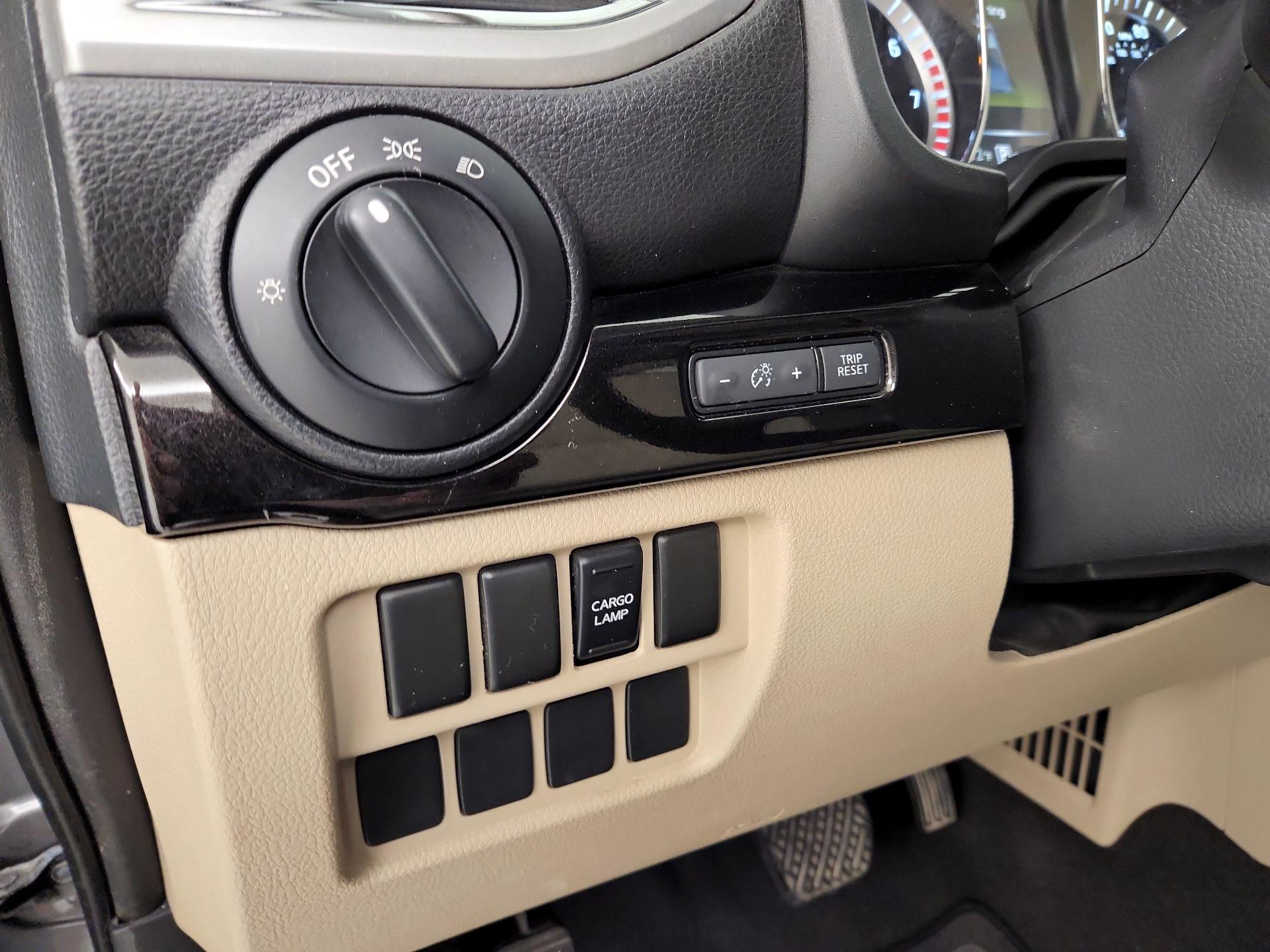 Thumbnail: 2017 Nissan Titan - 13