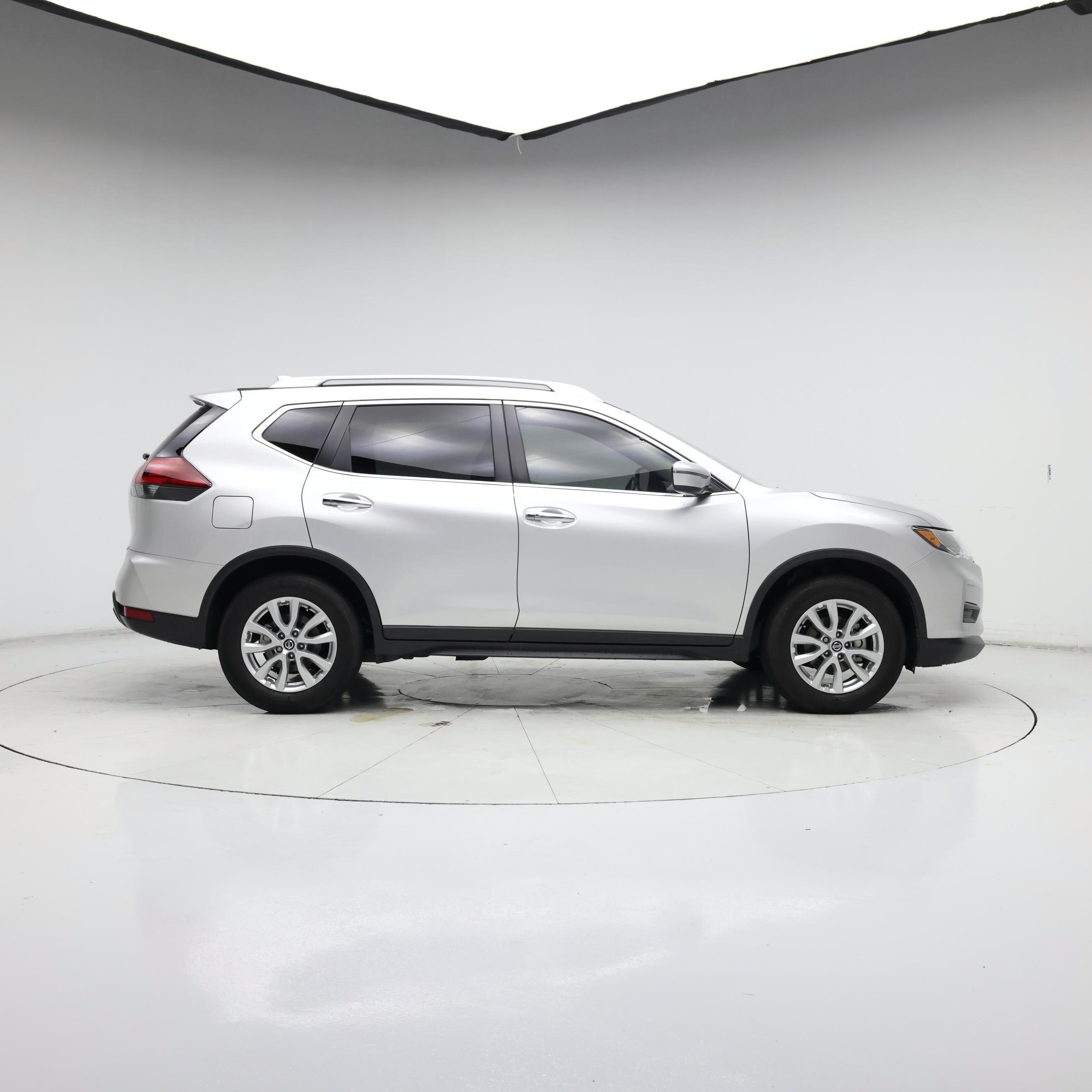 Thumbnail: 2020 Nissan Rogue - 7