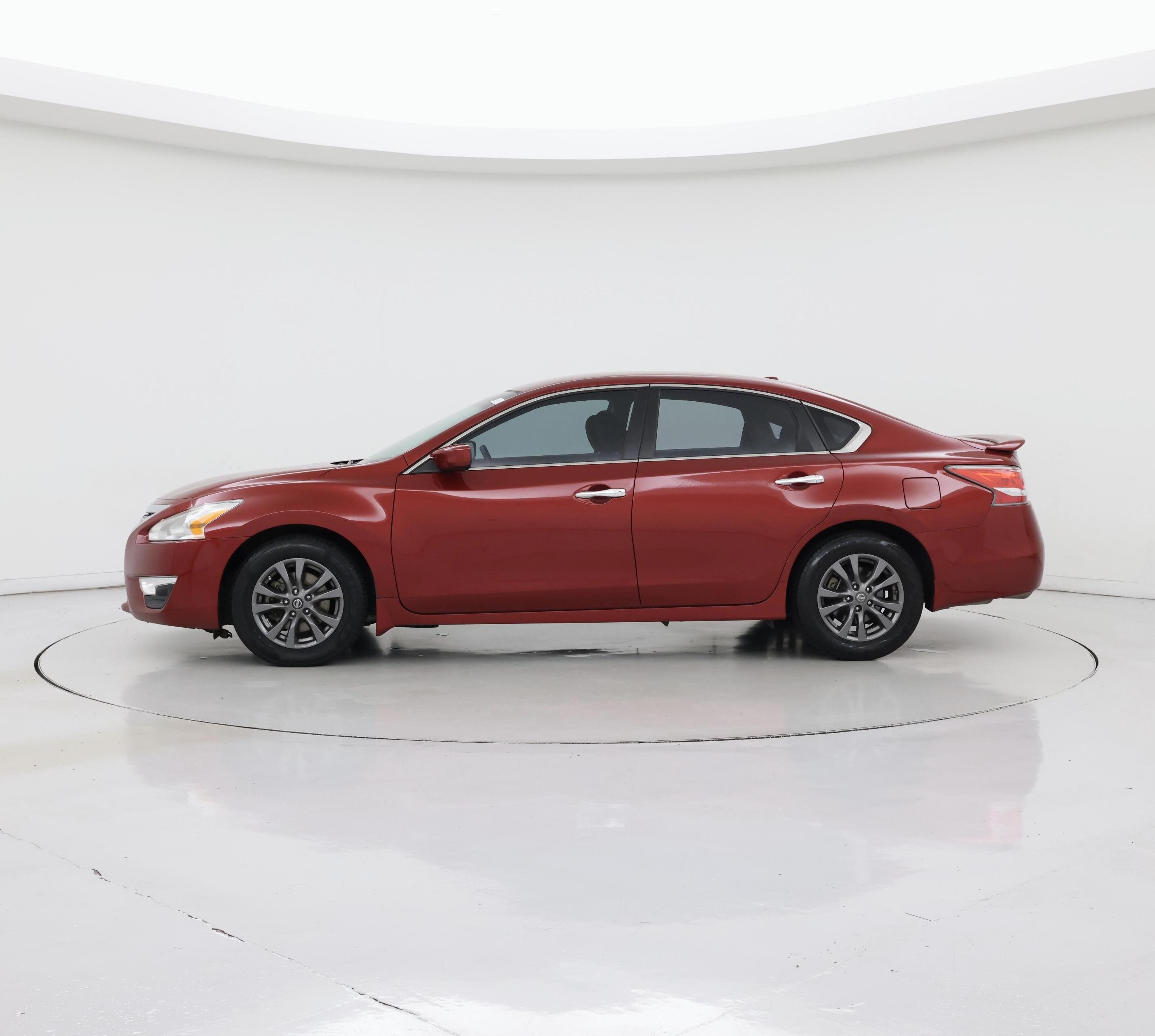 Thumbnail: 2015 Nissan Altima - 3