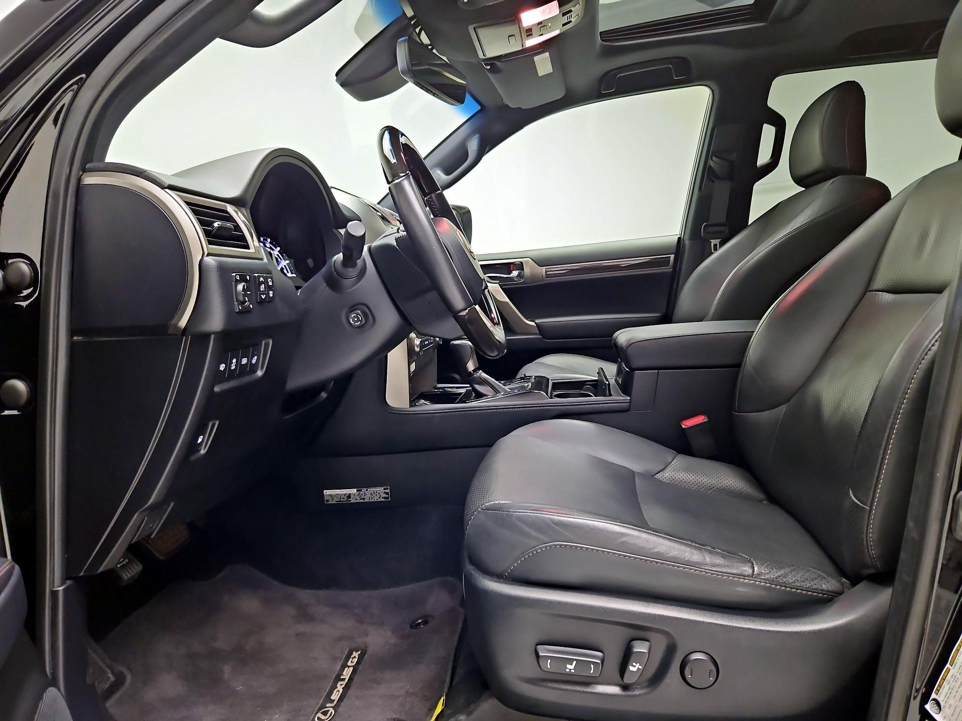 Thumbnail: 2020 Lexus GX - 11
