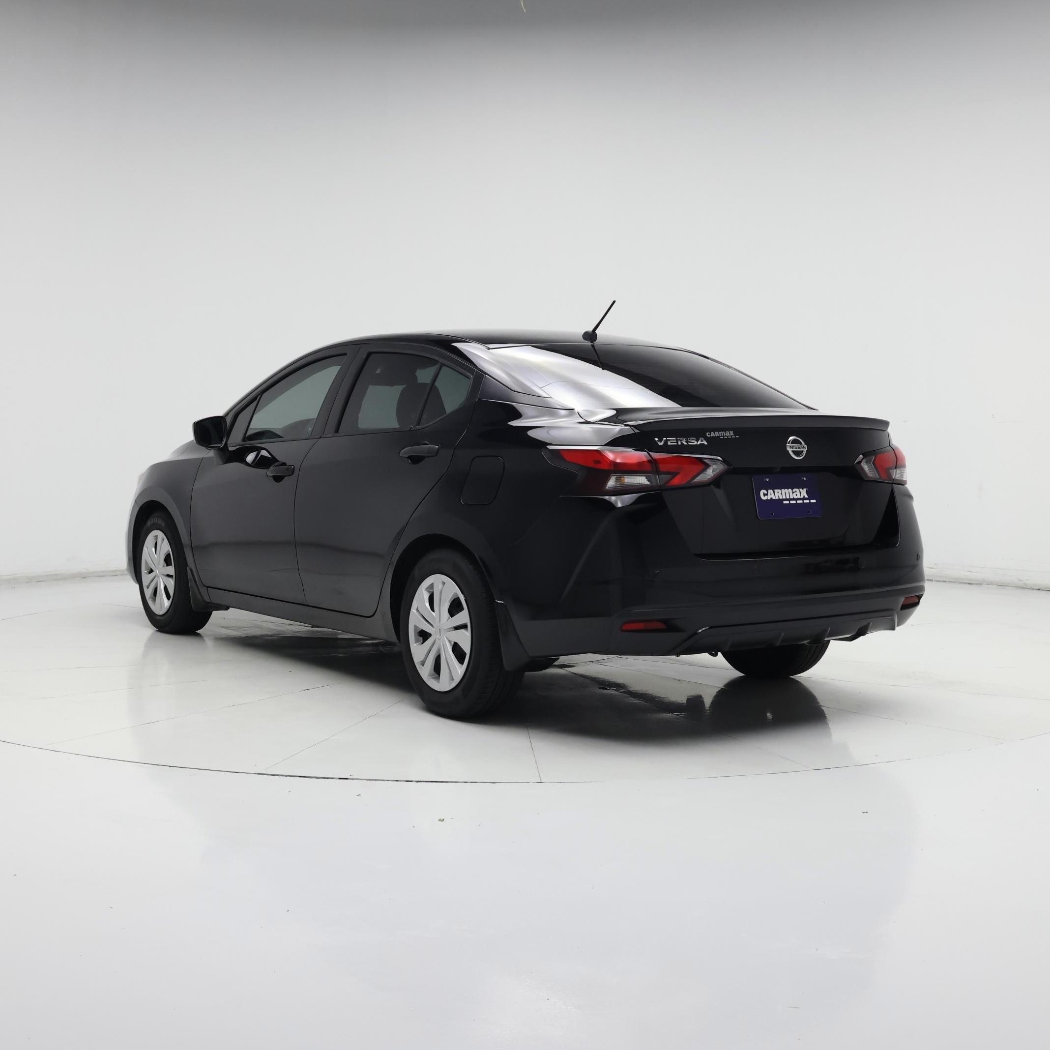 Thumbnail: 2022 Nissan Versa - 2