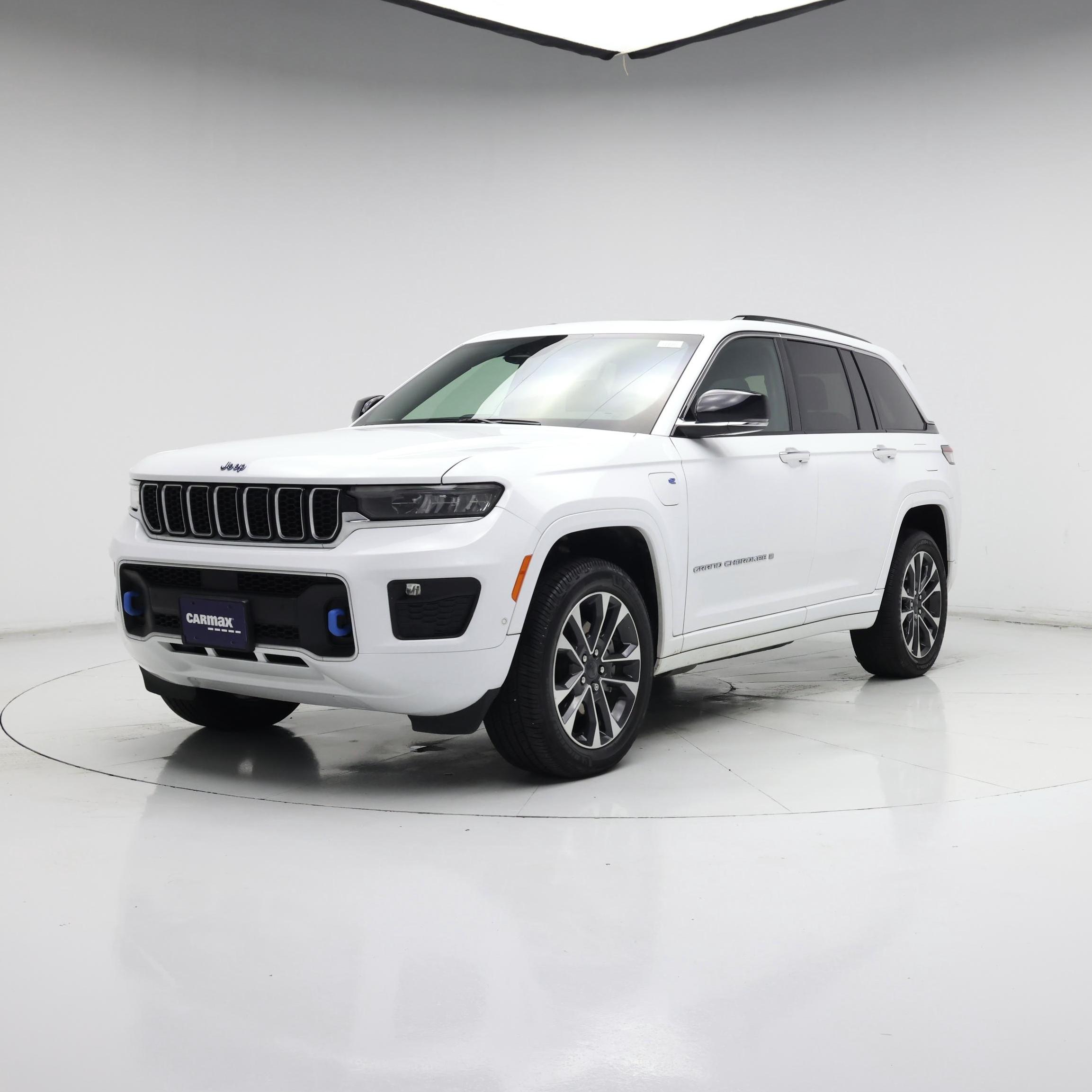 Thumbnail: 2023 Jeep Grand Cherokee - 4