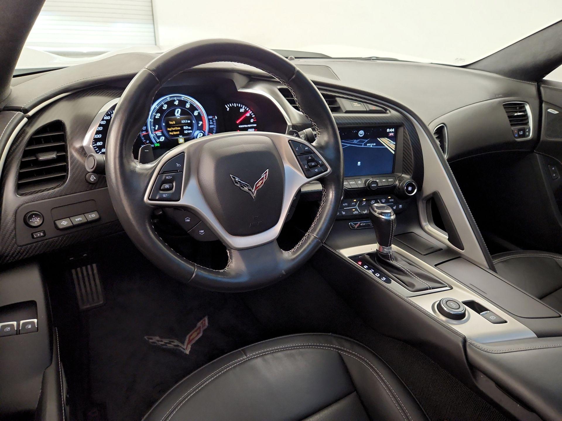 Thumbnail: 2015 Chevrolet Corvette - 9