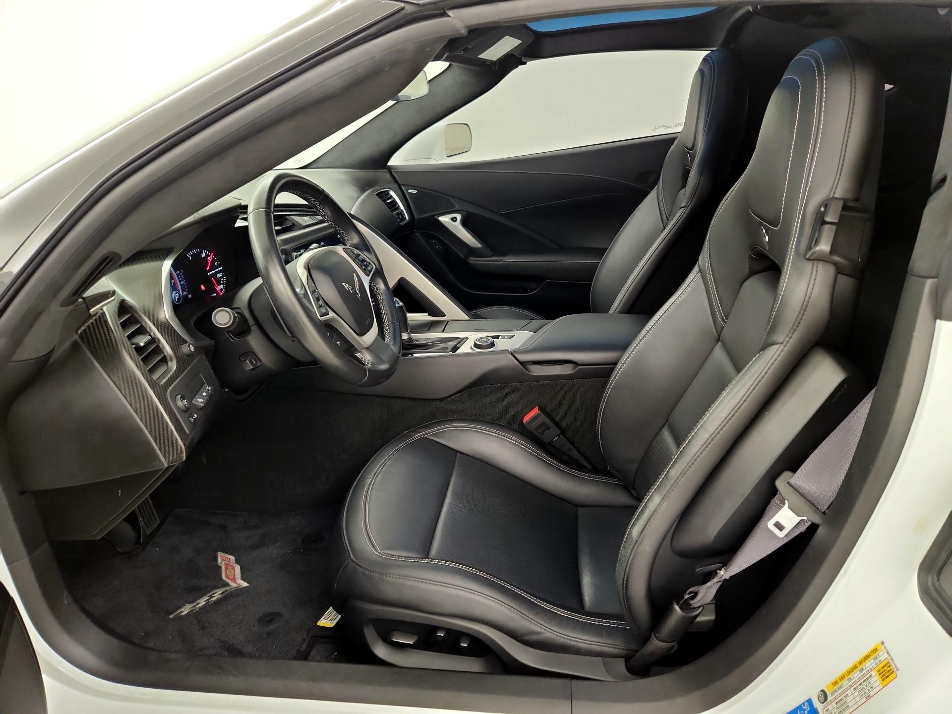 Thumbnail: 2015 Chevrolet Corvette - 11
