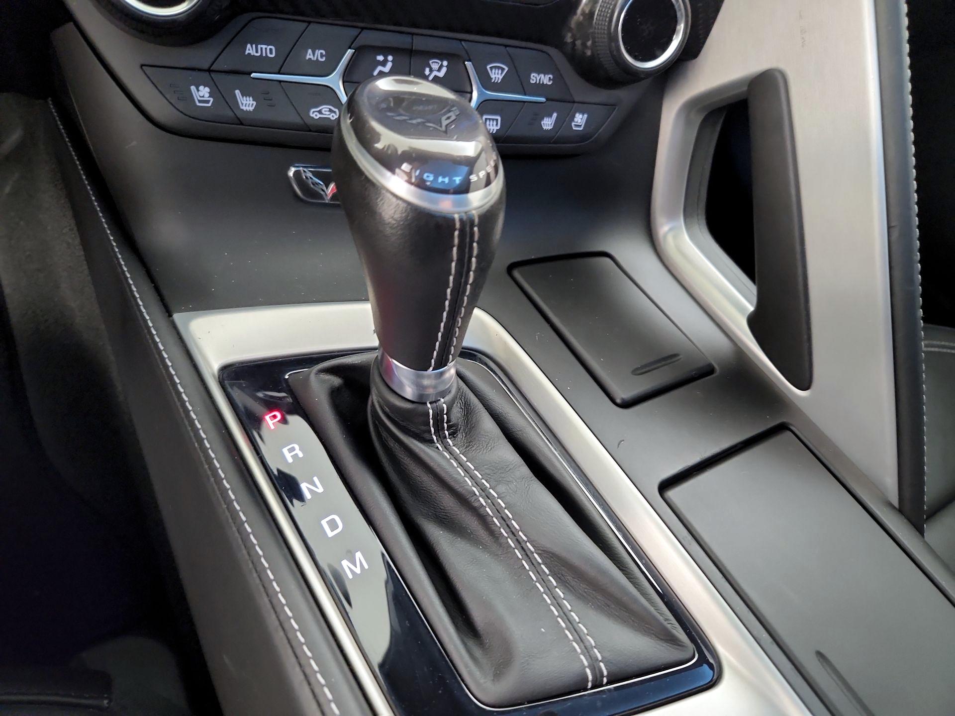 Thumbnail: 2015 Chevrolet Corvette - 18