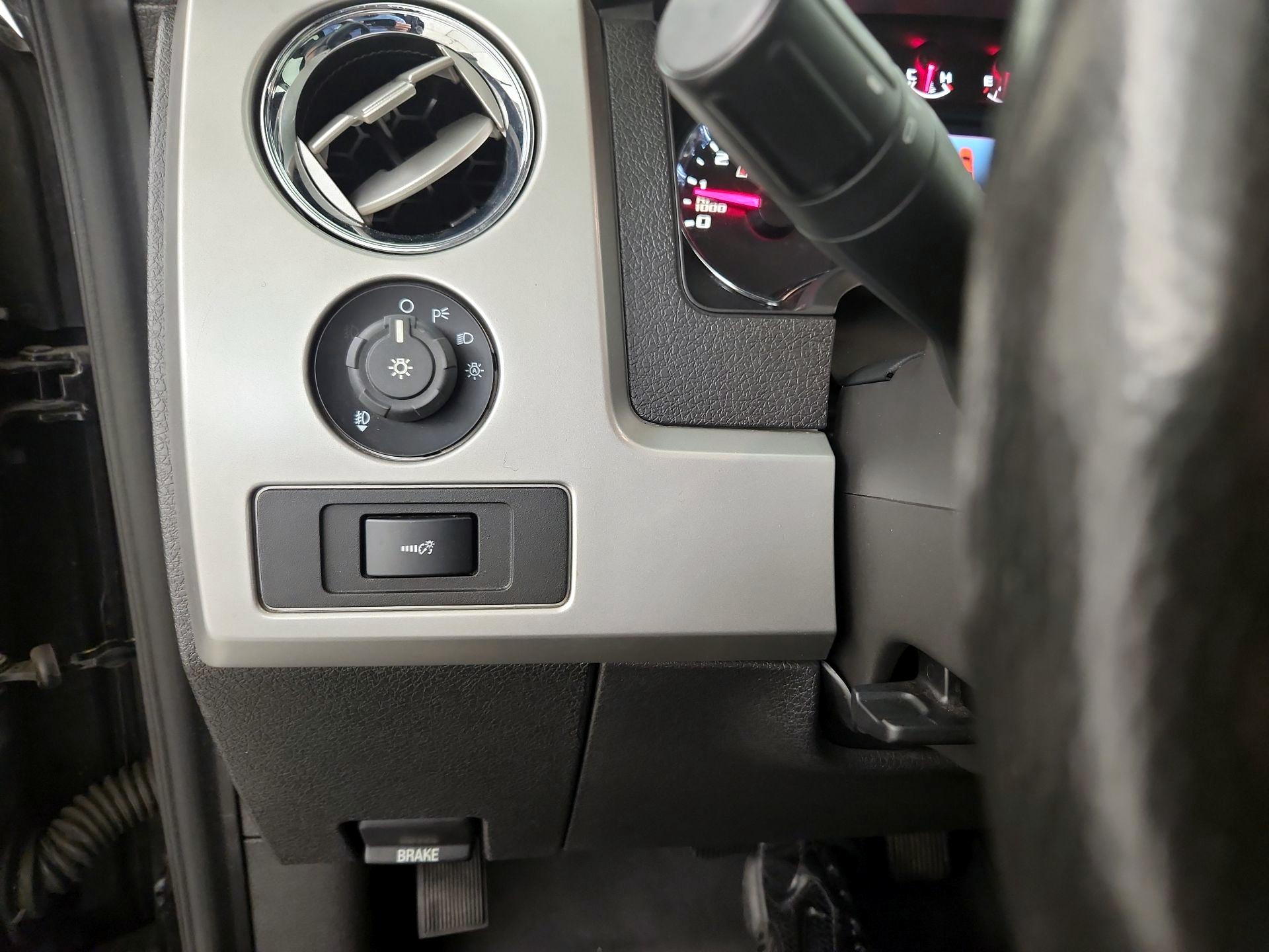Thumbnail: 2014 Ford F-150 - 13