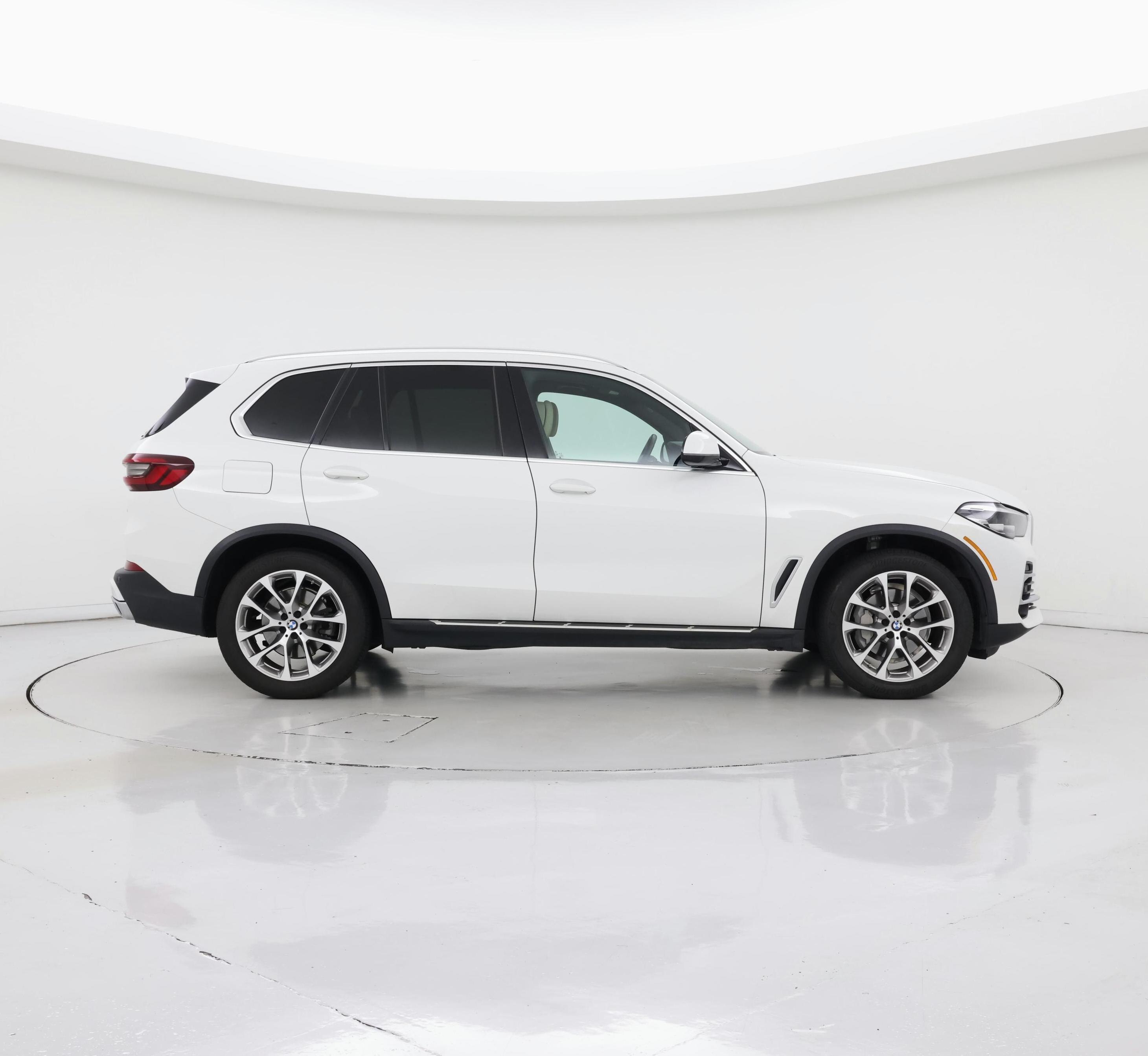 Thumbnail: 2022 BMW X5 - 7