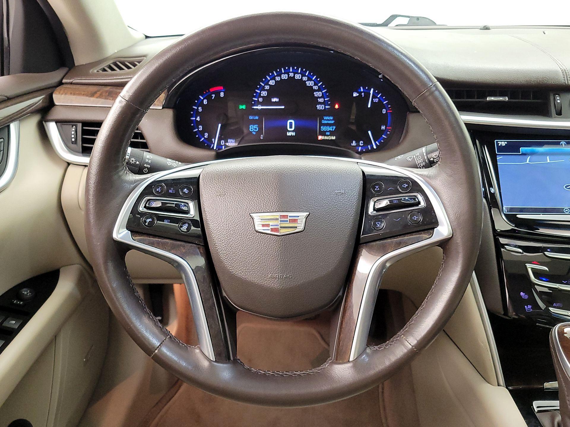 Thumbnail: 2016 Cadillac XTS - 10