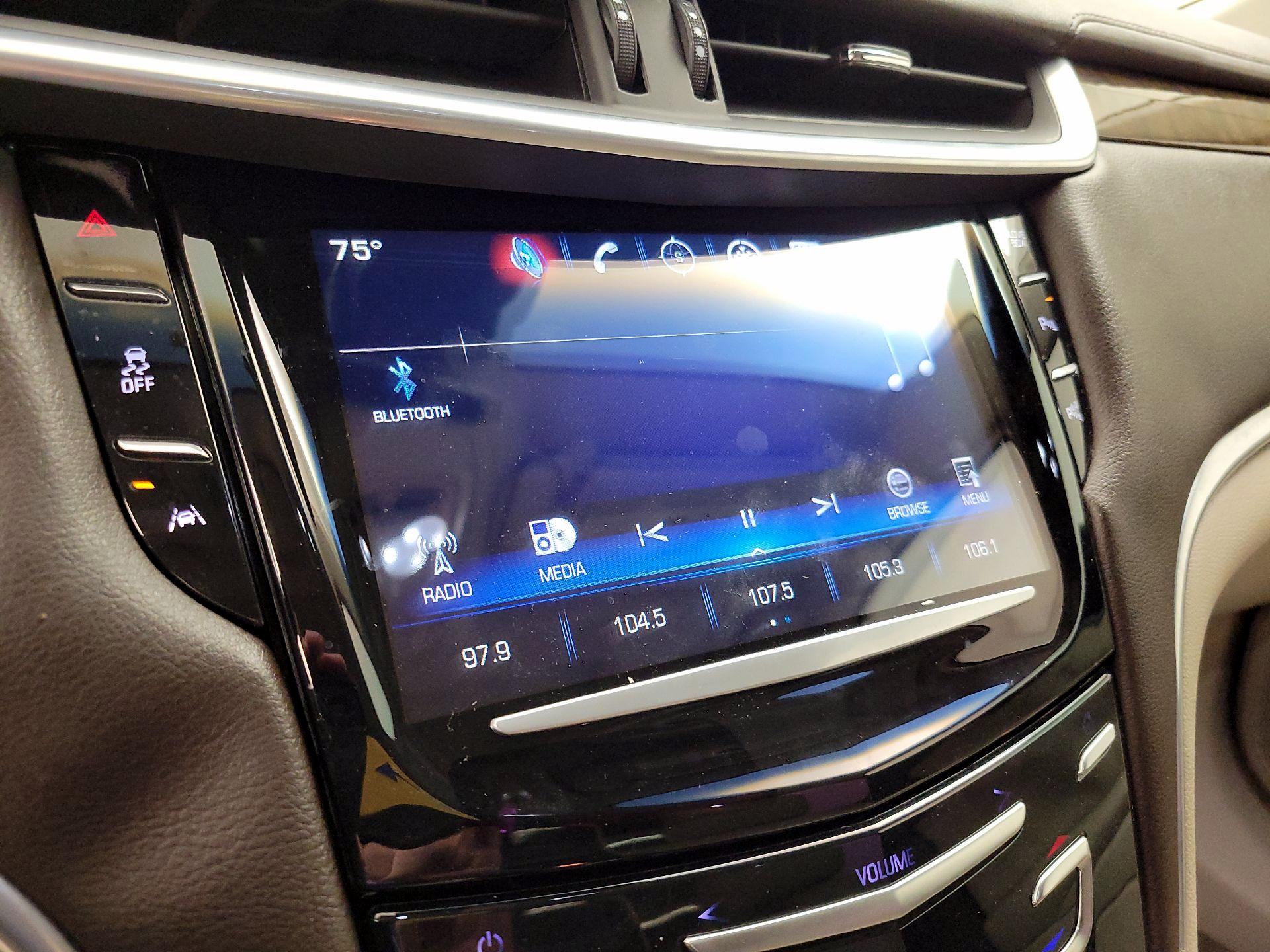 Thumbnail: 2016 Cadillac XTS - 16