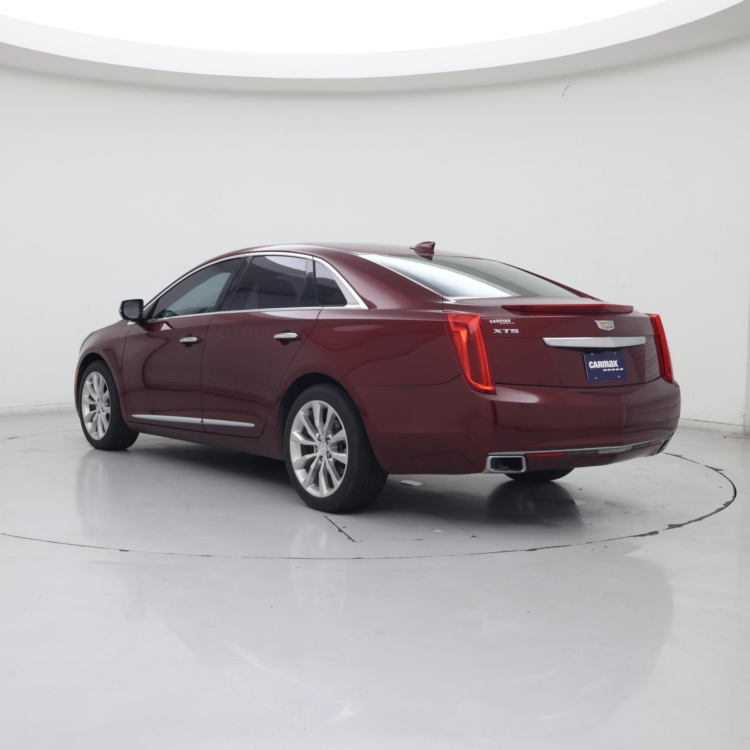 Thumbnail: 2016 Cadillac XTS - 2