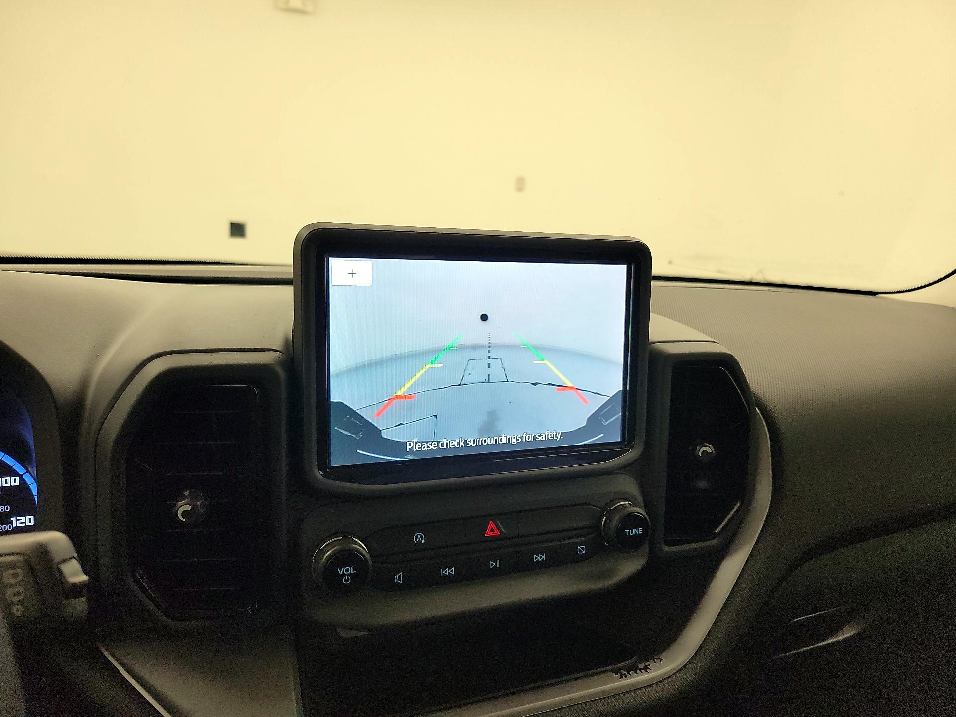 Thumbnail: 2021 Ford Bronco Sport - 14