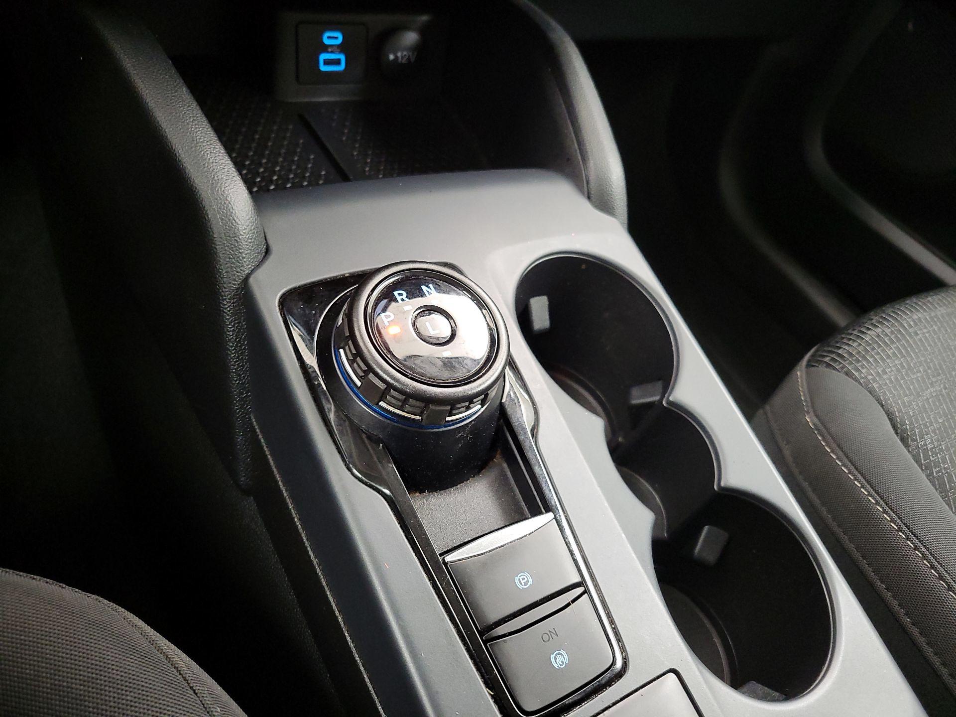 Thumbnail: 2021 Ford Bronco Sport - 17