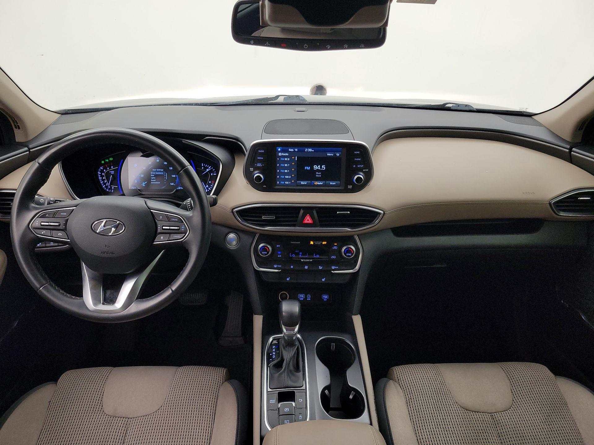 Thumbnail: 2019 Hyundai Santa Fe - 9