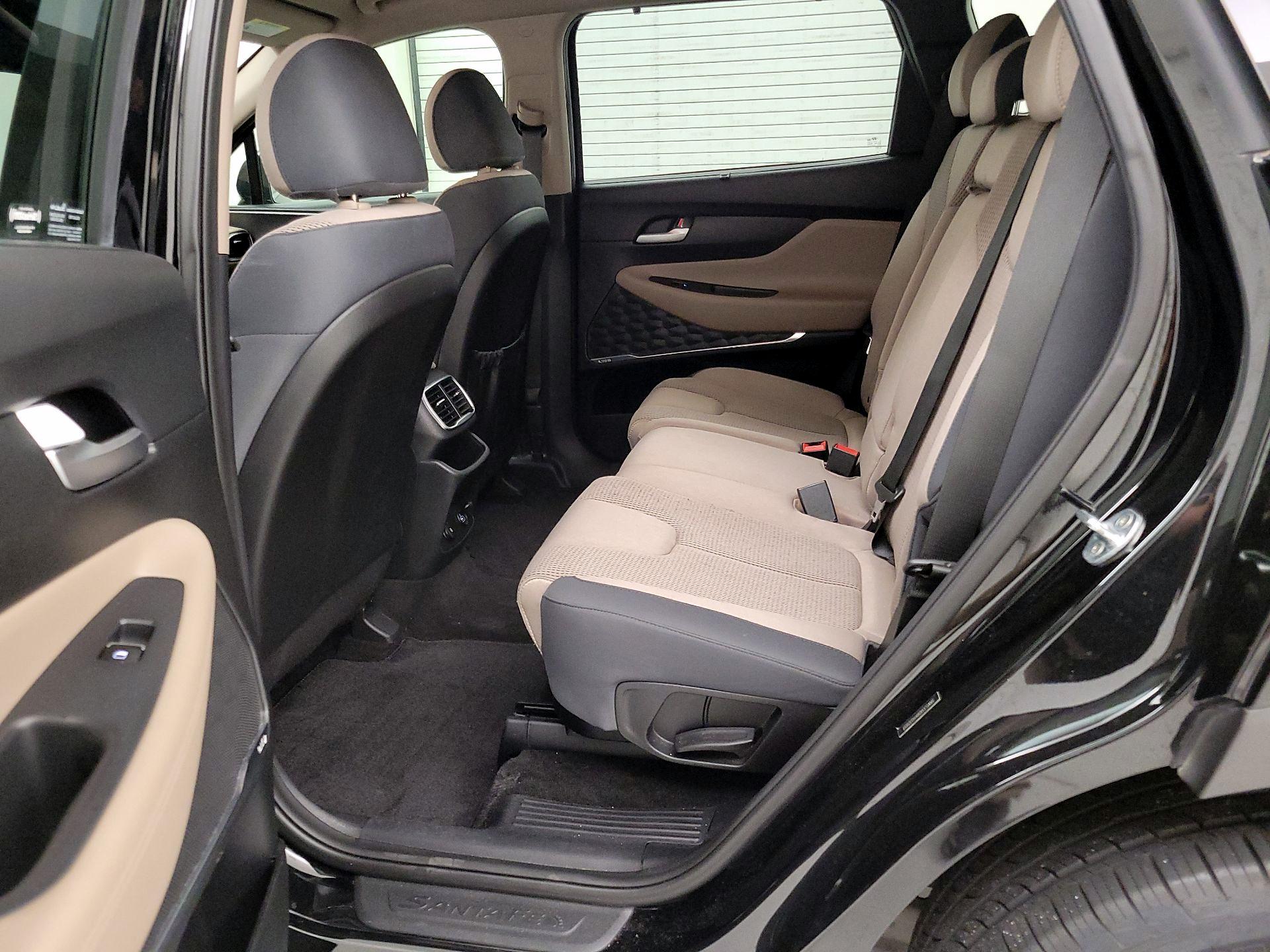 Thumbnail: 2019 Hyundai Santa Fe - 19