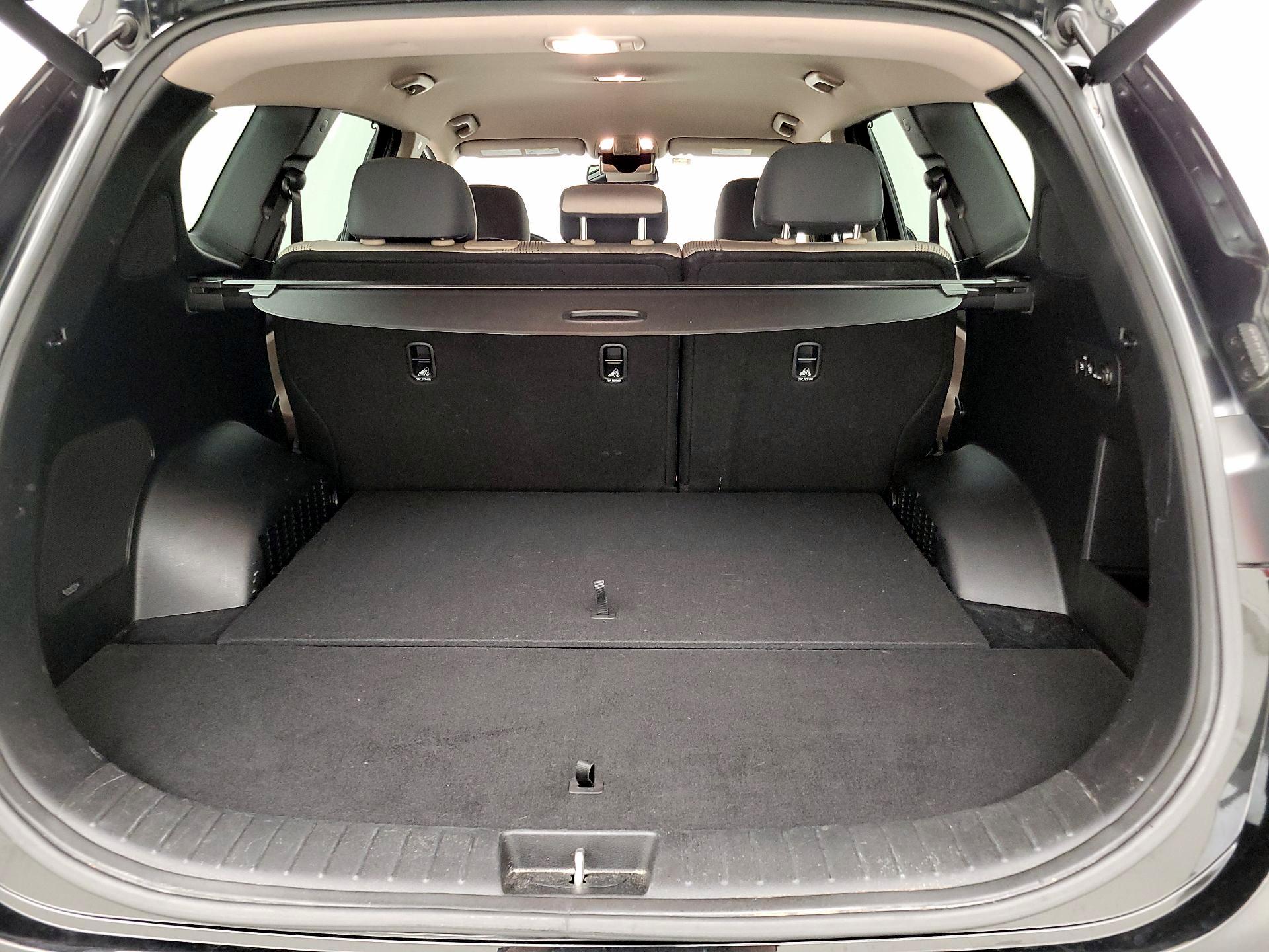 Thumbnail: 2019 Hyundai Santa Fe - 20