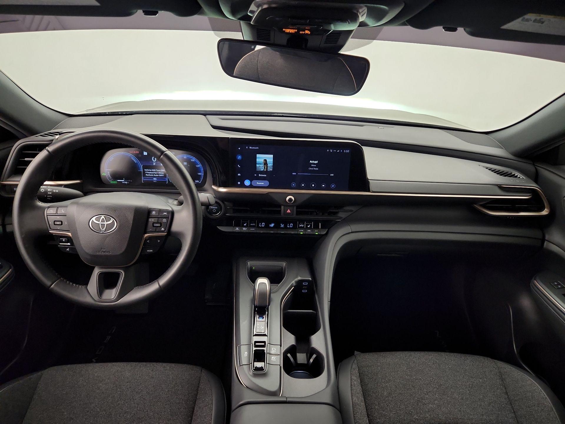 Thumbnail: 2023 Toyota Crown - 9