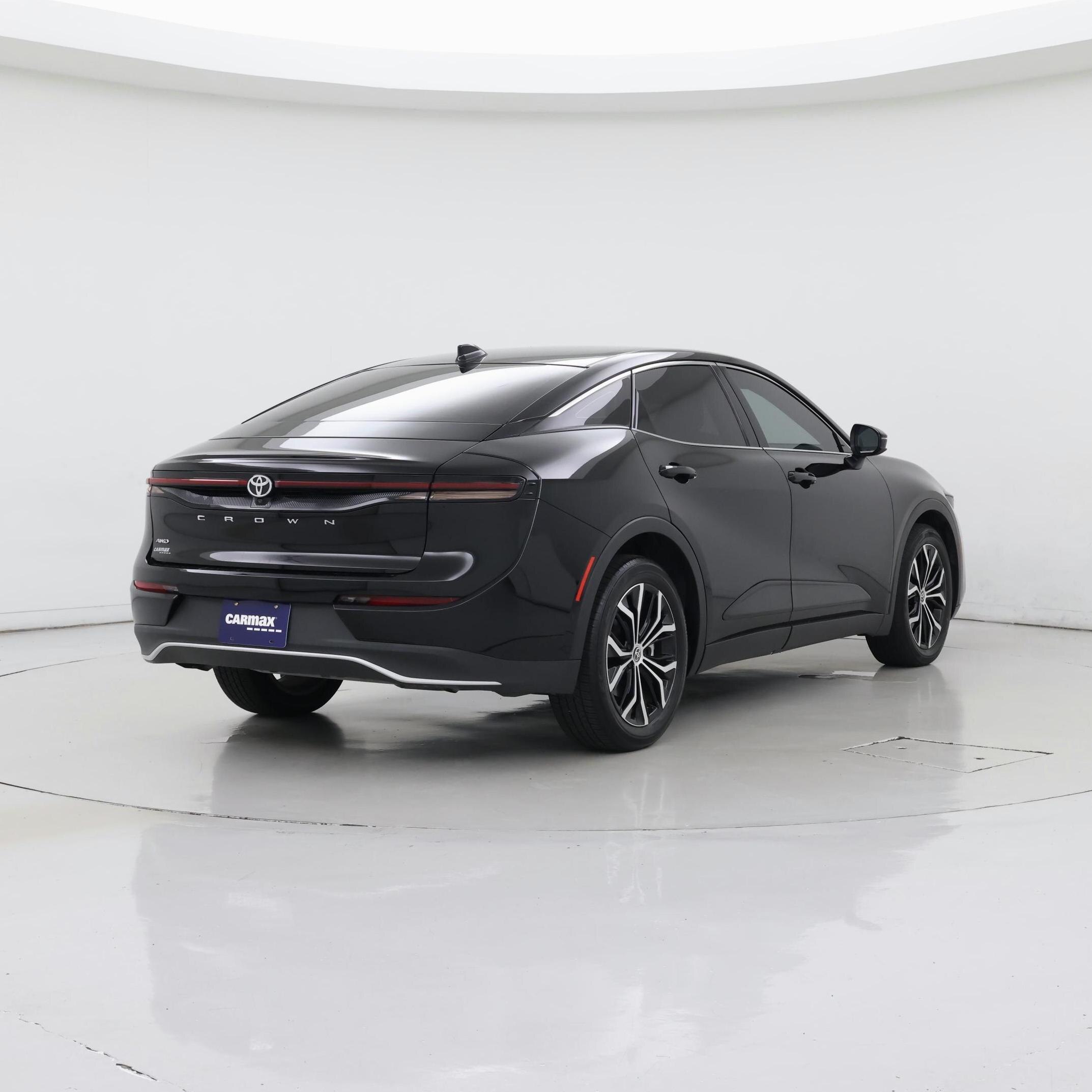 Thumbnail: 2023 Toyota Crown - 8