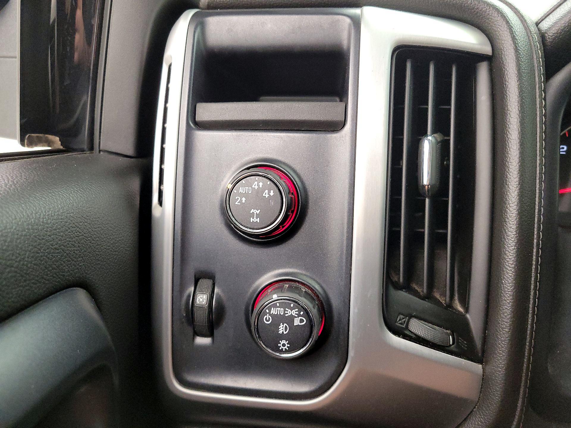 Thumbnail: 2015 GMC Sierra 1500 - 13