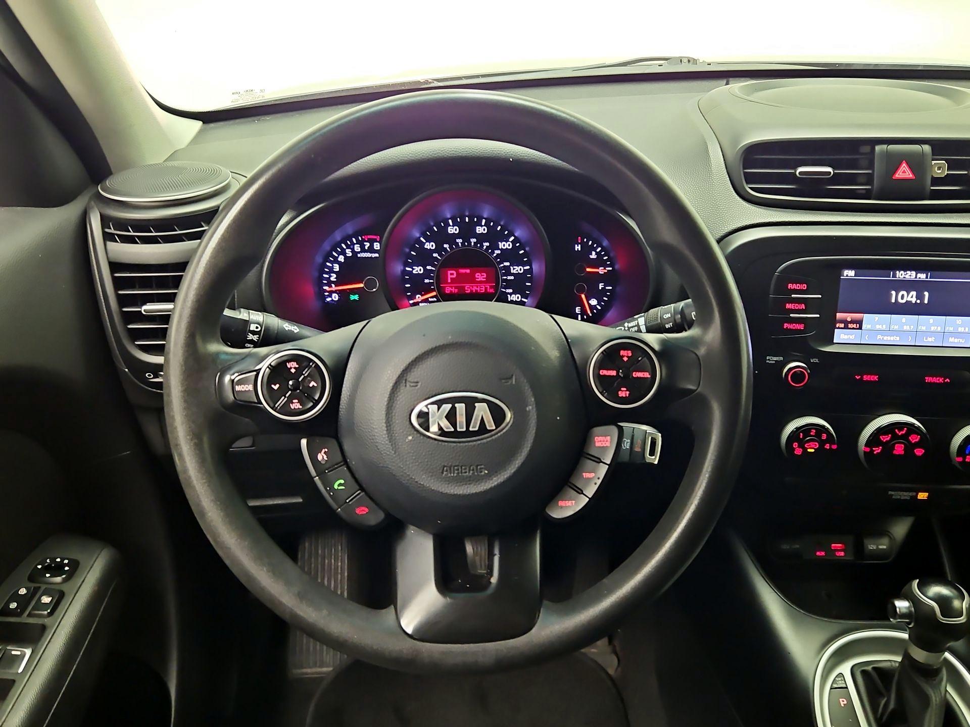 Thumbnail: 2019 Kia Soul - 10