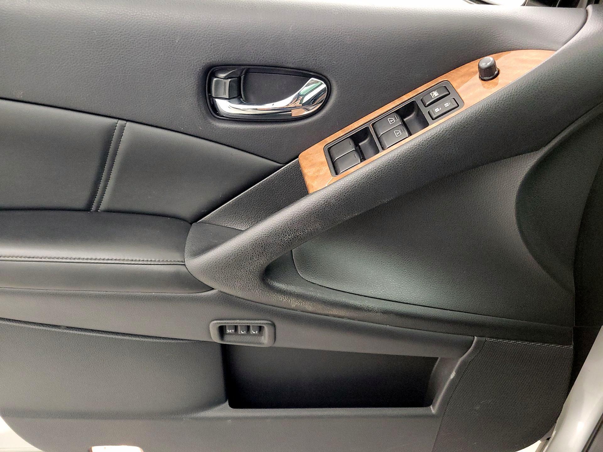 Thumbnail: 2014 Nissan Murano - 12