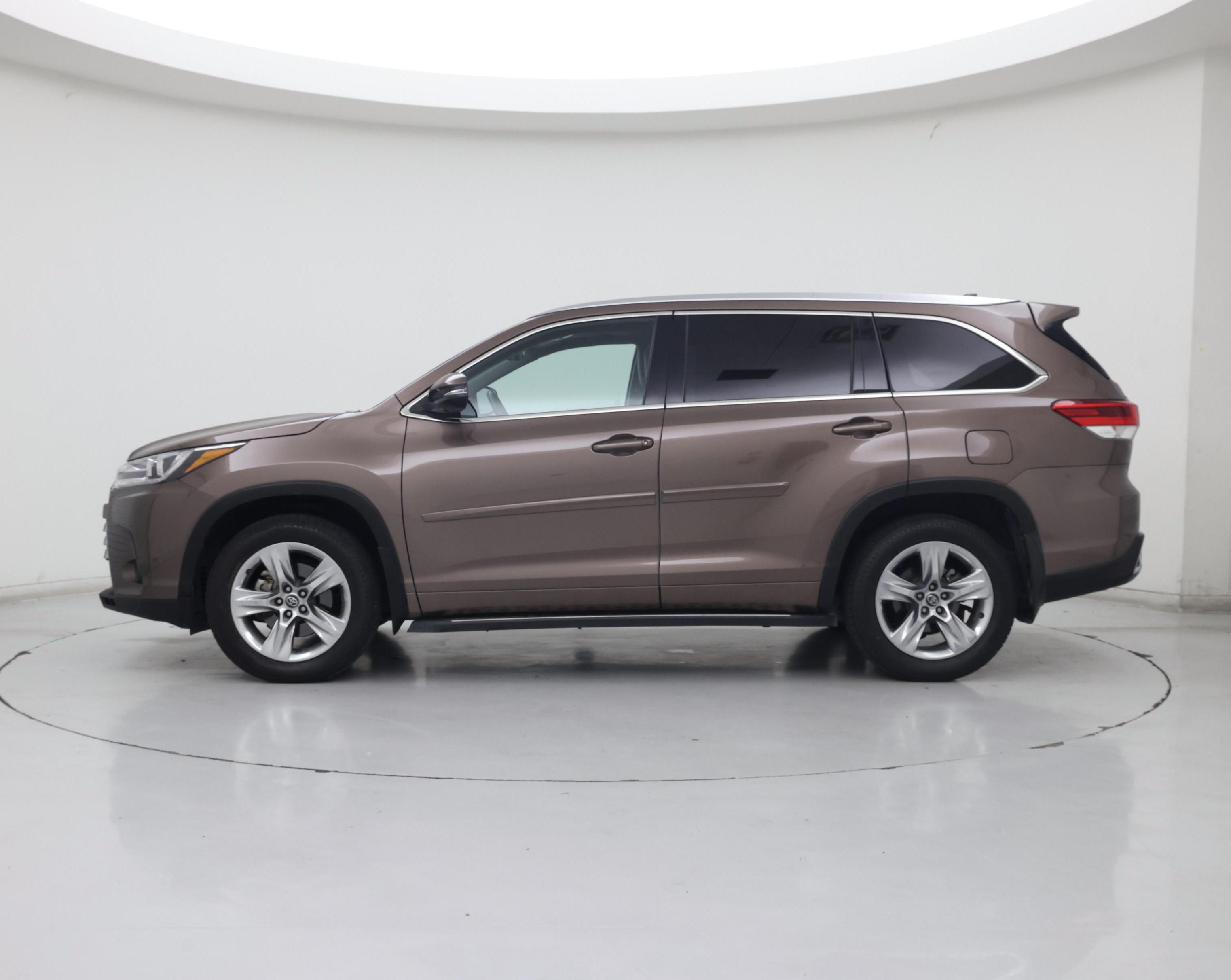 Thumbnail: 2018 Toyota Highlander - 3