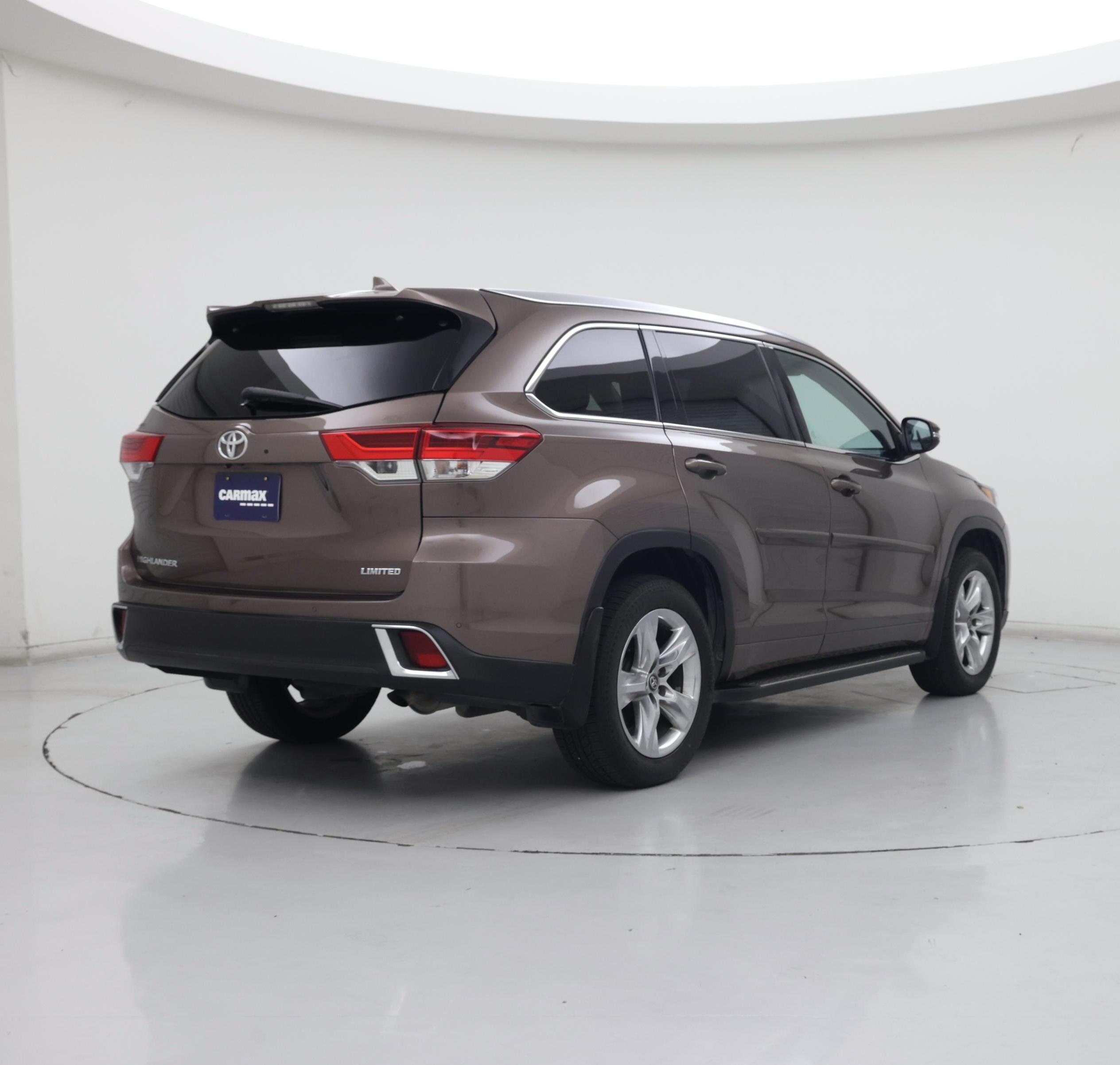 Thumbnail: 2018 Toyota Highlander - 8
