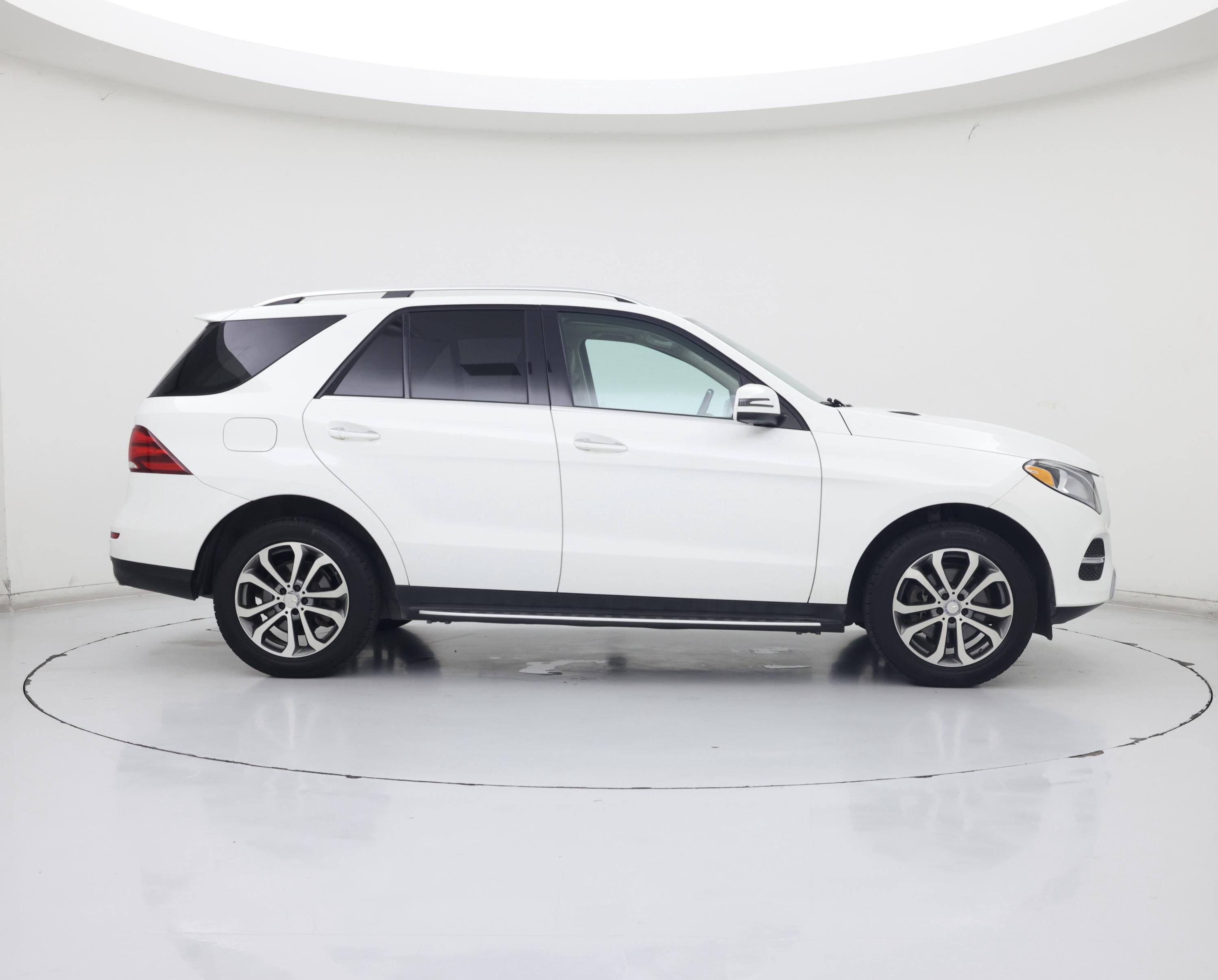 Thumbnail: 2016 Mercedes-Benz GLE - 7