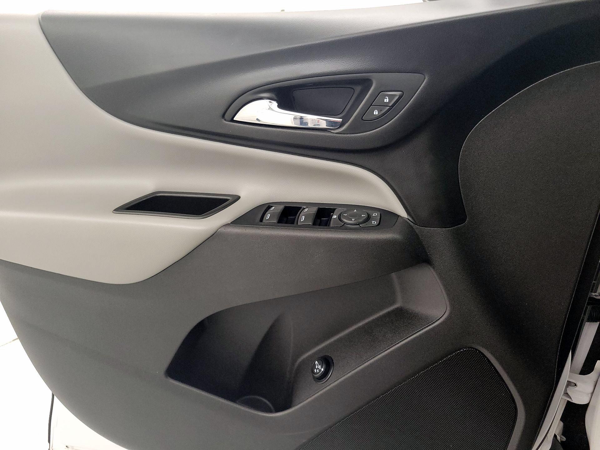 Thumbnail: 2018 Chevrolet Equinox - 12