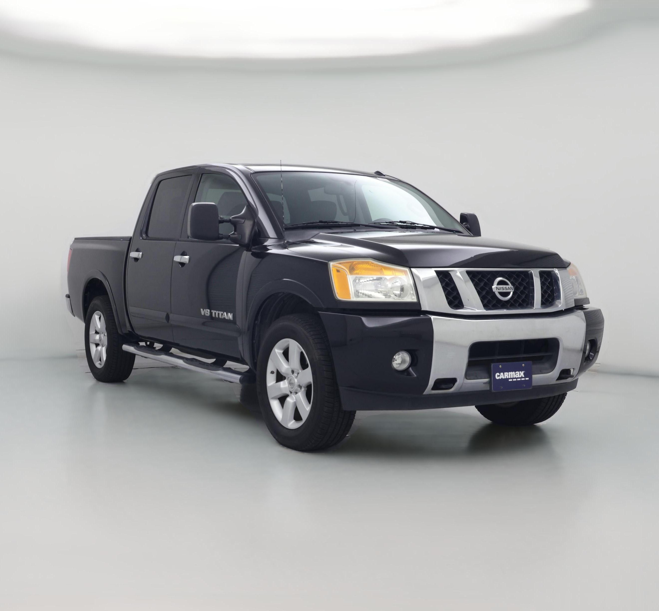 Thumbnail: 2015 Nissan Titan - 1