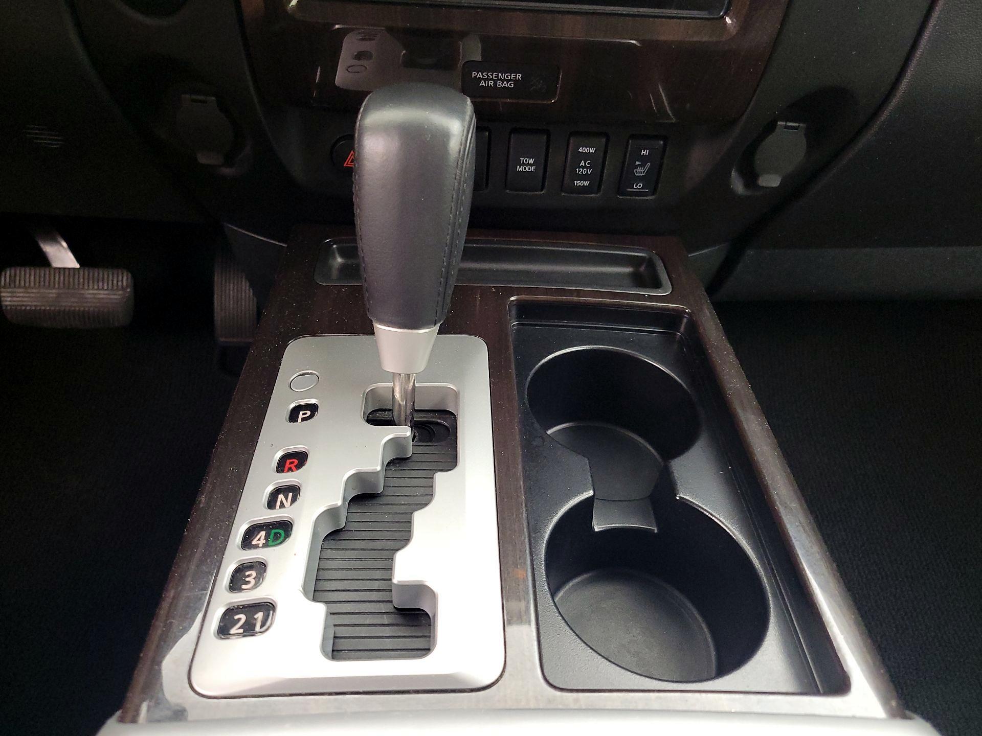 Thumbnail: 2015 Nissan Titan - 18