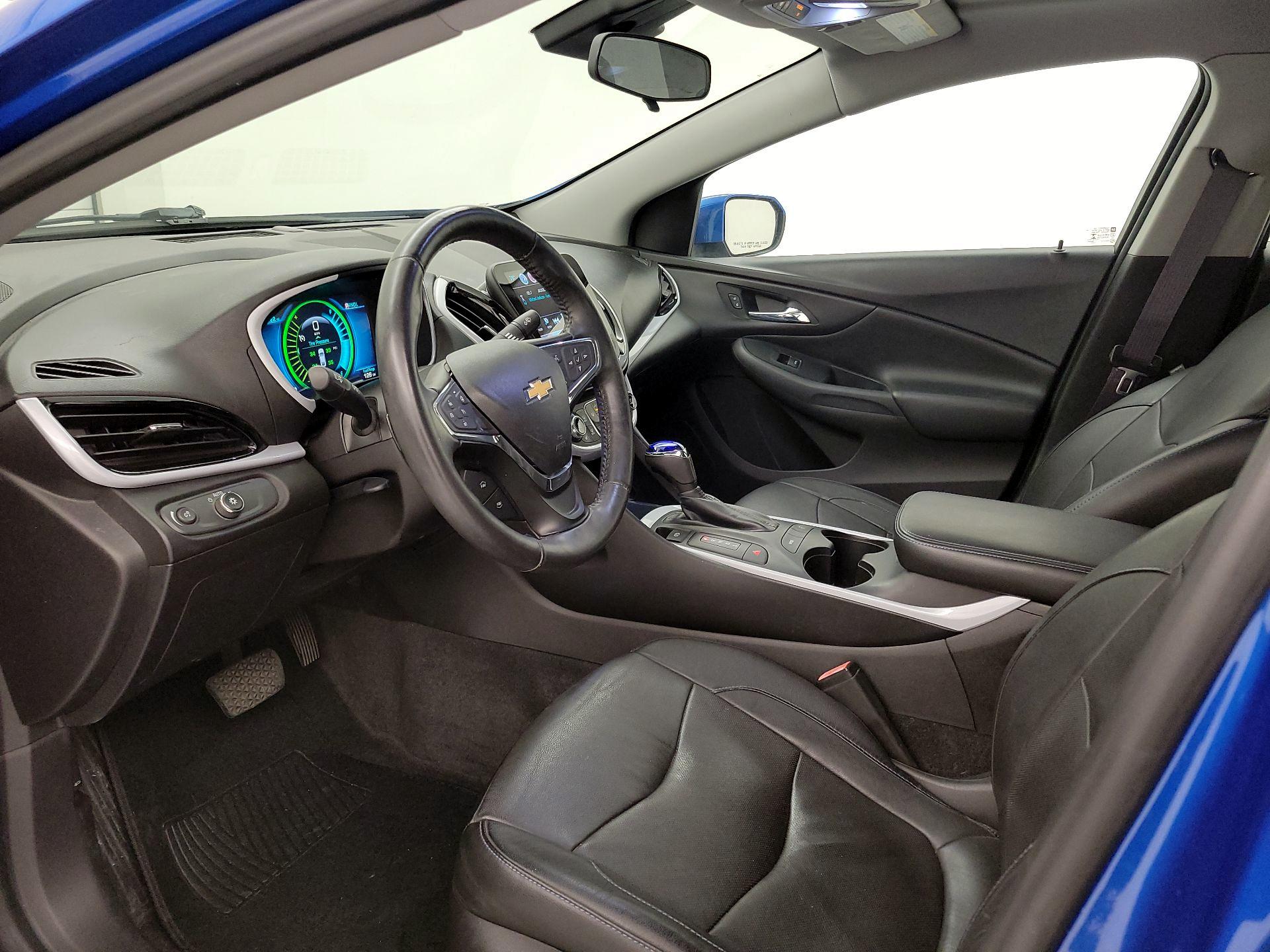 Thumbnail: 2017 Chevrolet Volt - 11
