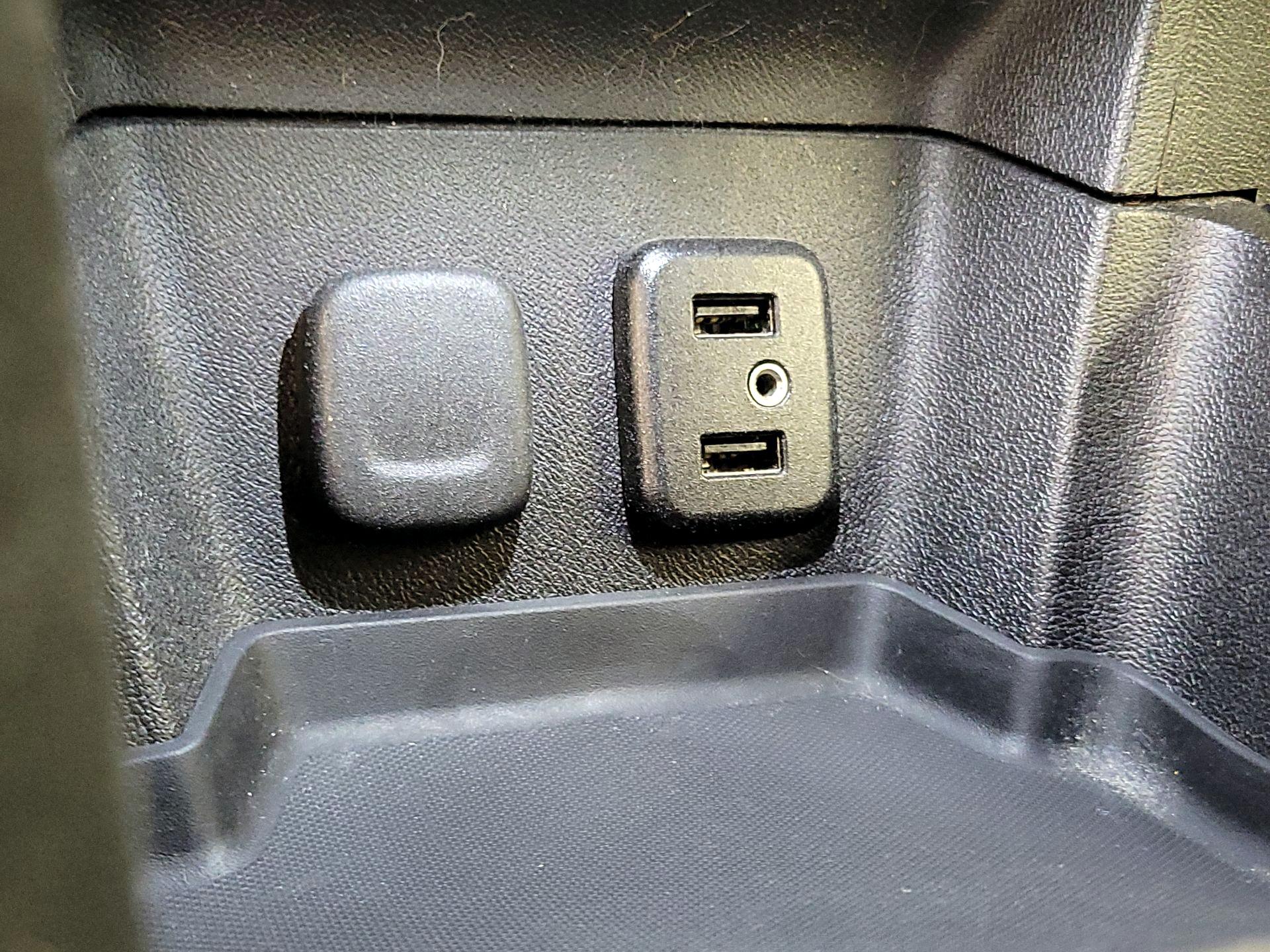 Thumbnail: 2017 Chevrolet Volt - 18