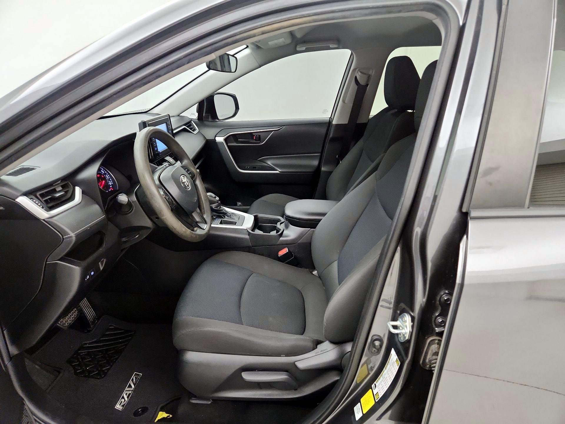 Thumbnail: 2021 Toyota RAV4 - 11
