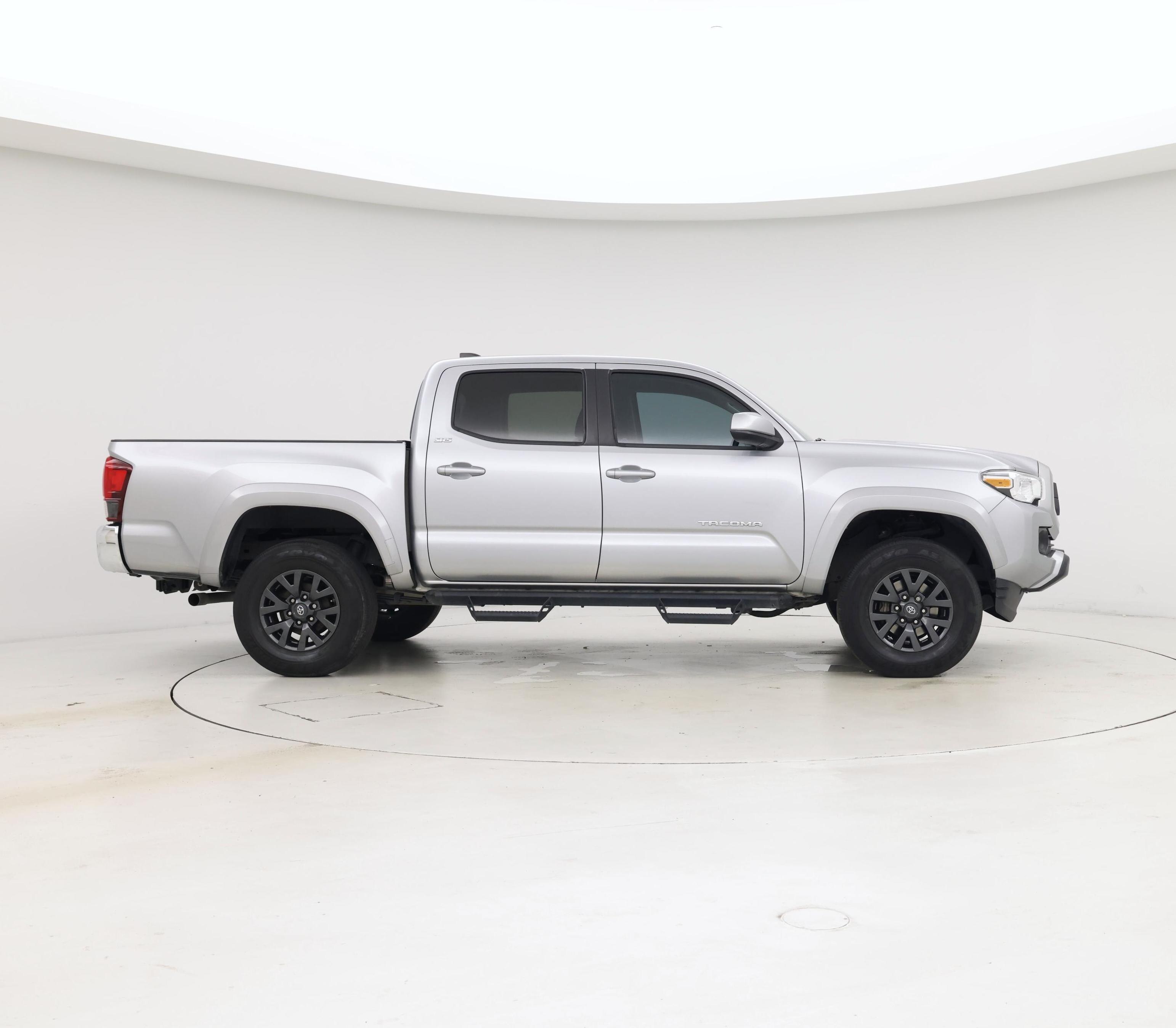 Thumbnail: 2021 Toyota Tacoma - 7