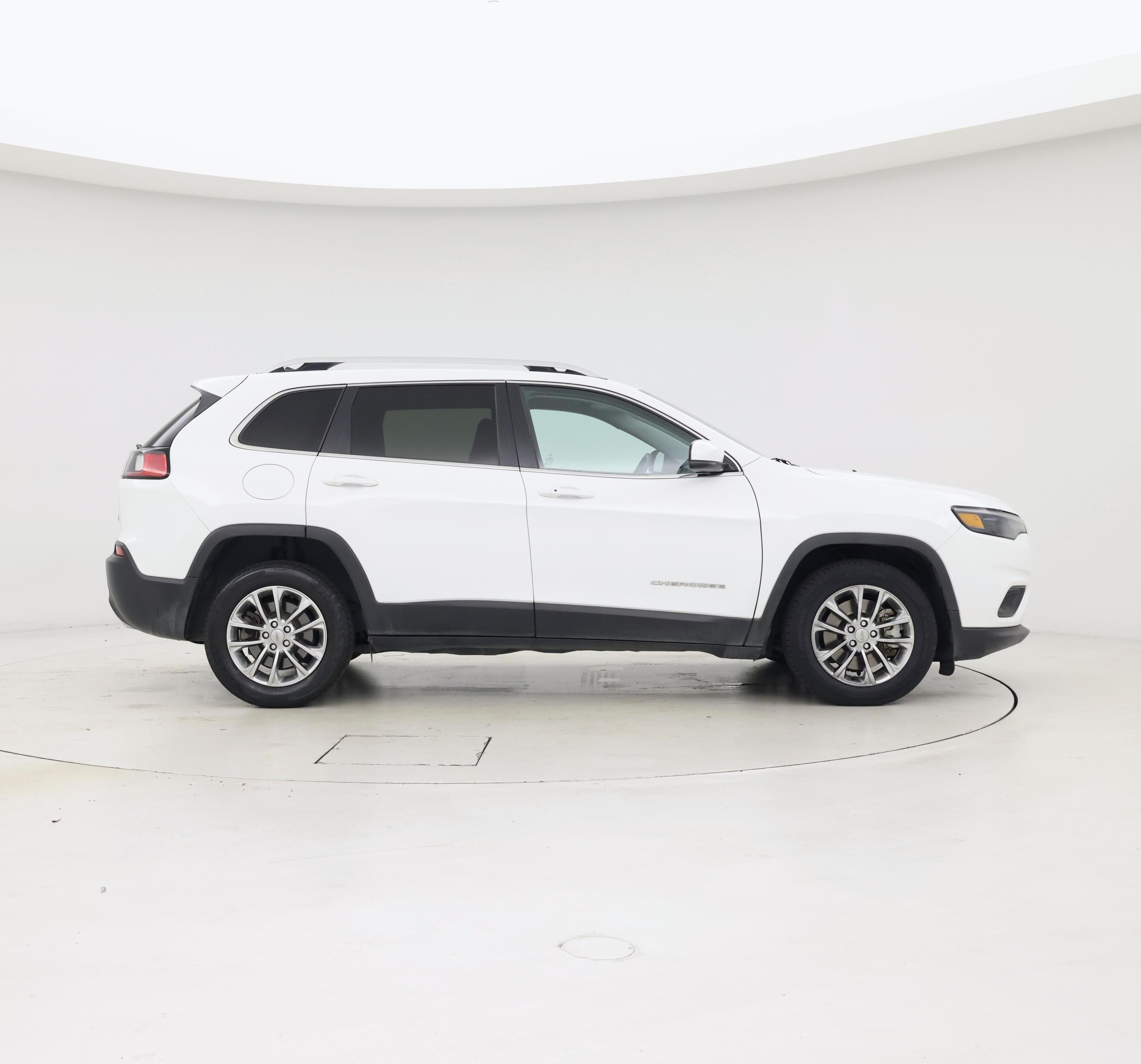 Thumbnail: 2019 Jeep Cherokee - 7