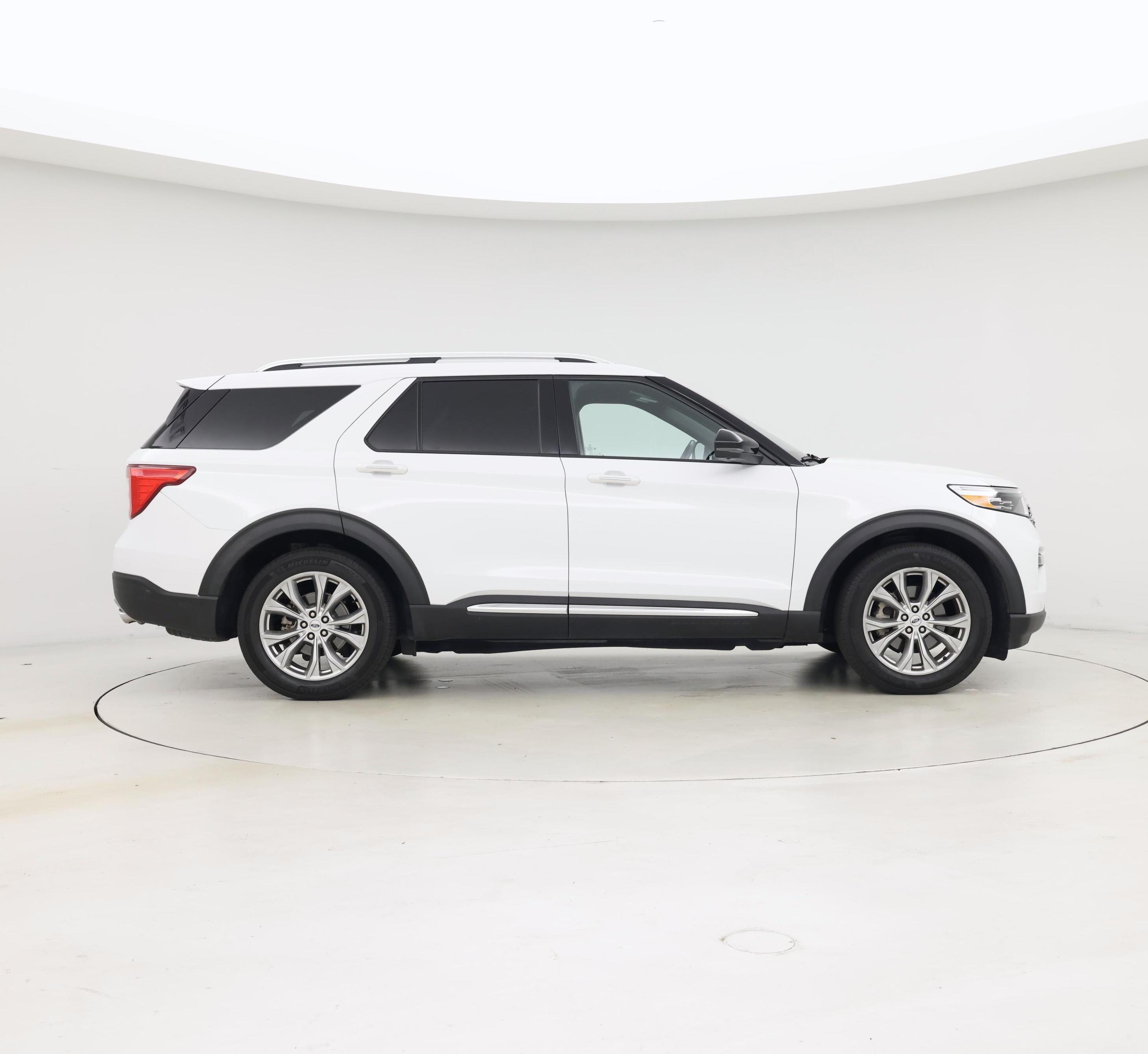 Thumbnail: 2020 Ford Explorer - 7