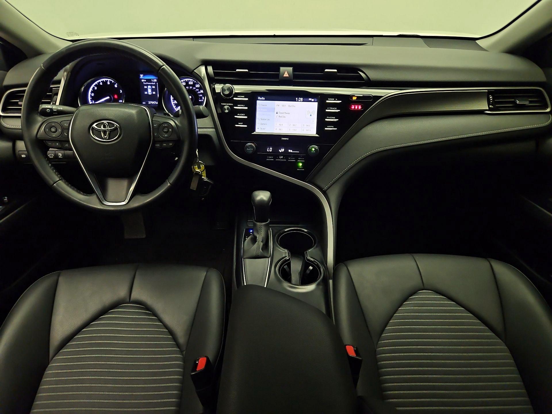 Thumbnail: 2020 Toyota Camry - 9