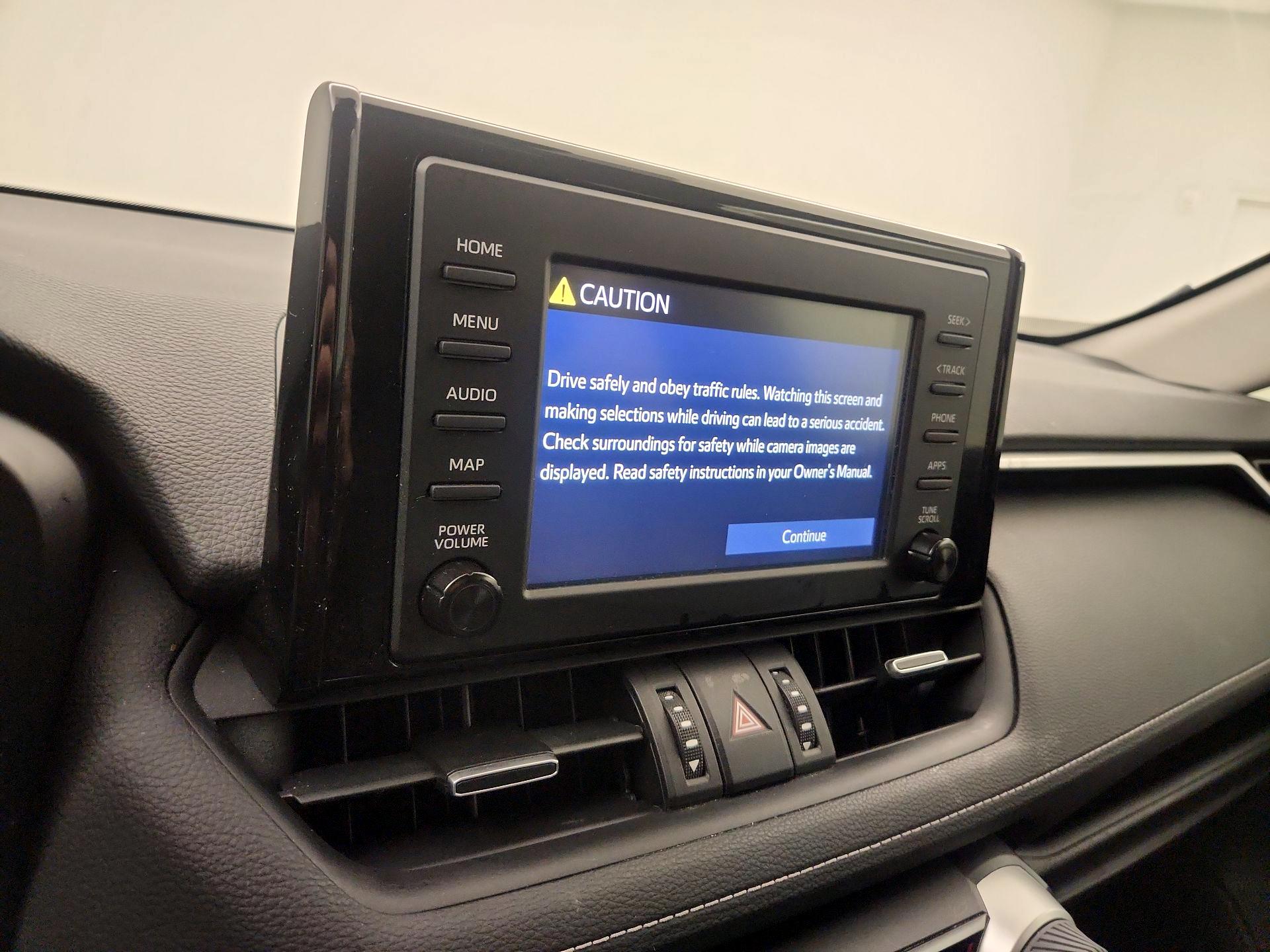 Thumbnail: 2019 Toyota RAV4 - 15