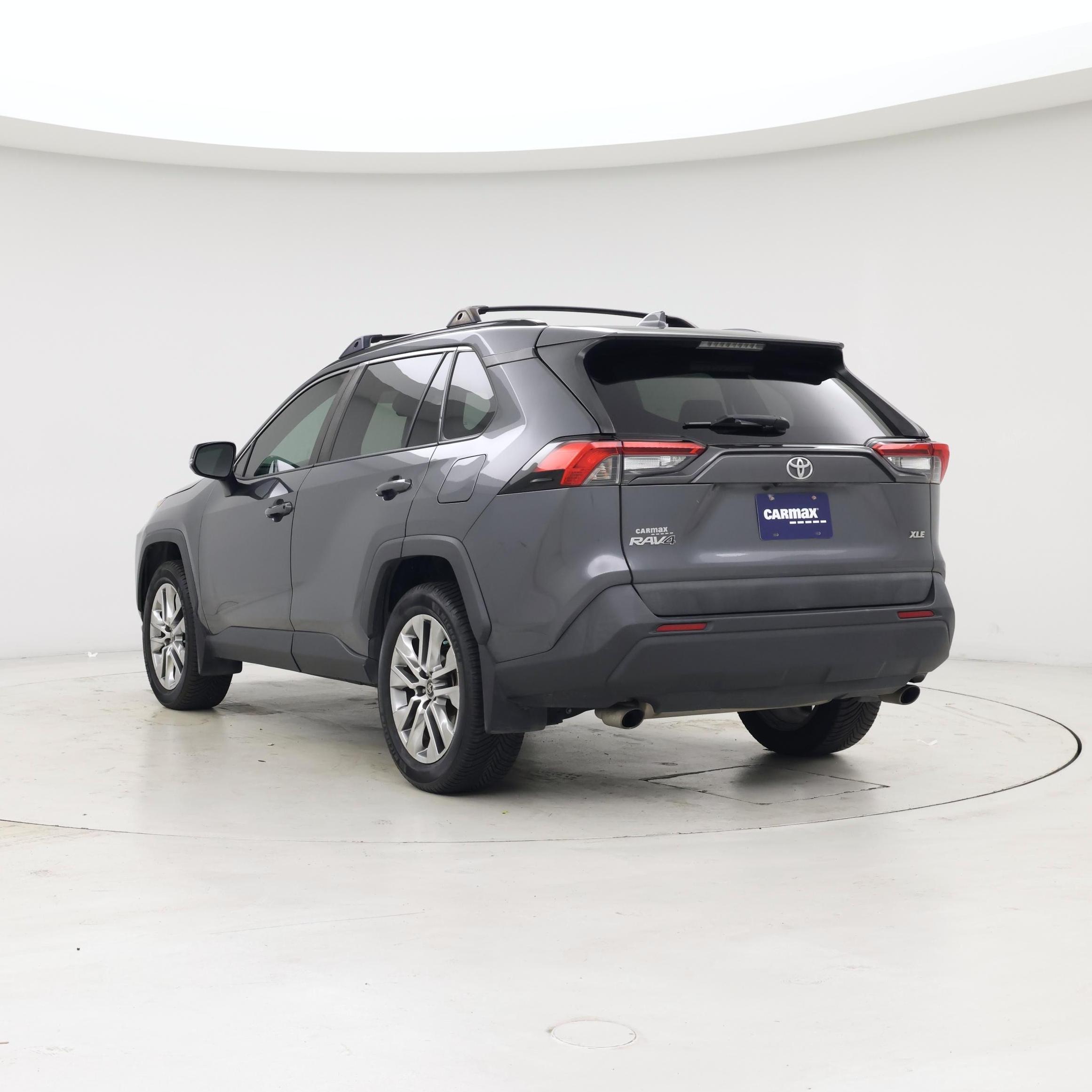 Thumbnail: 2019 Toyota RAV4 - 2