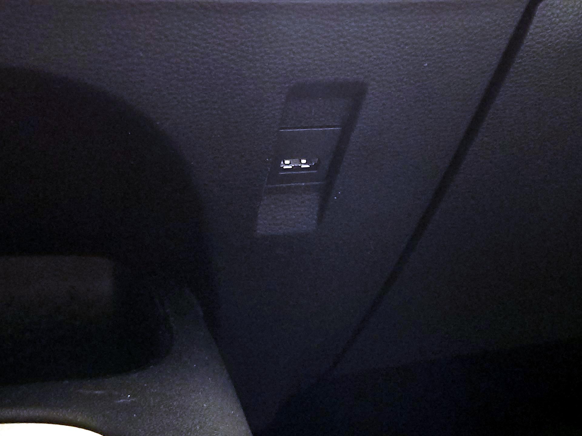 Thumbnail: 2021 Toyota Corolla - 18