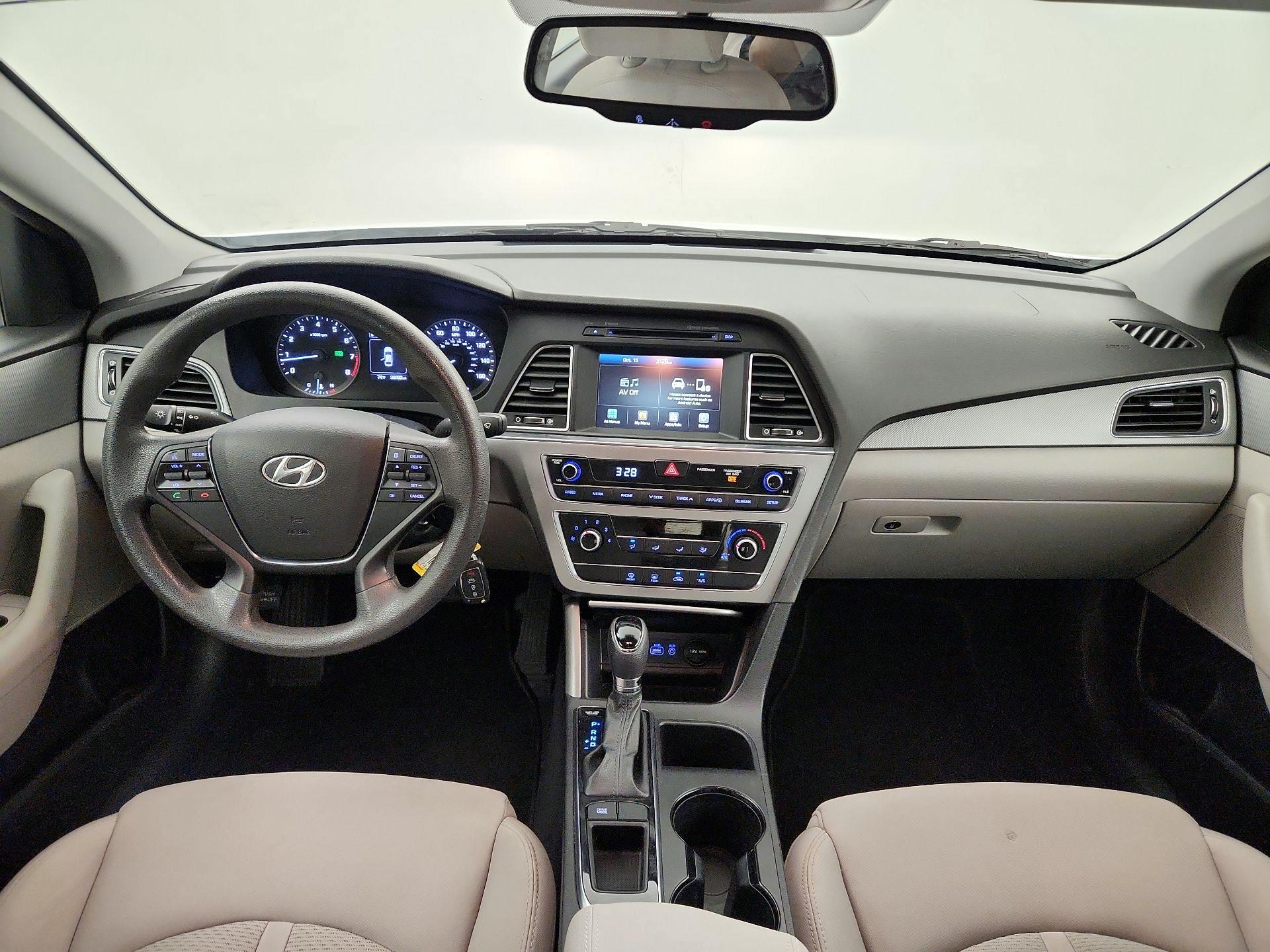 Thumbnail: 2016 Hyundai Sonata - 8