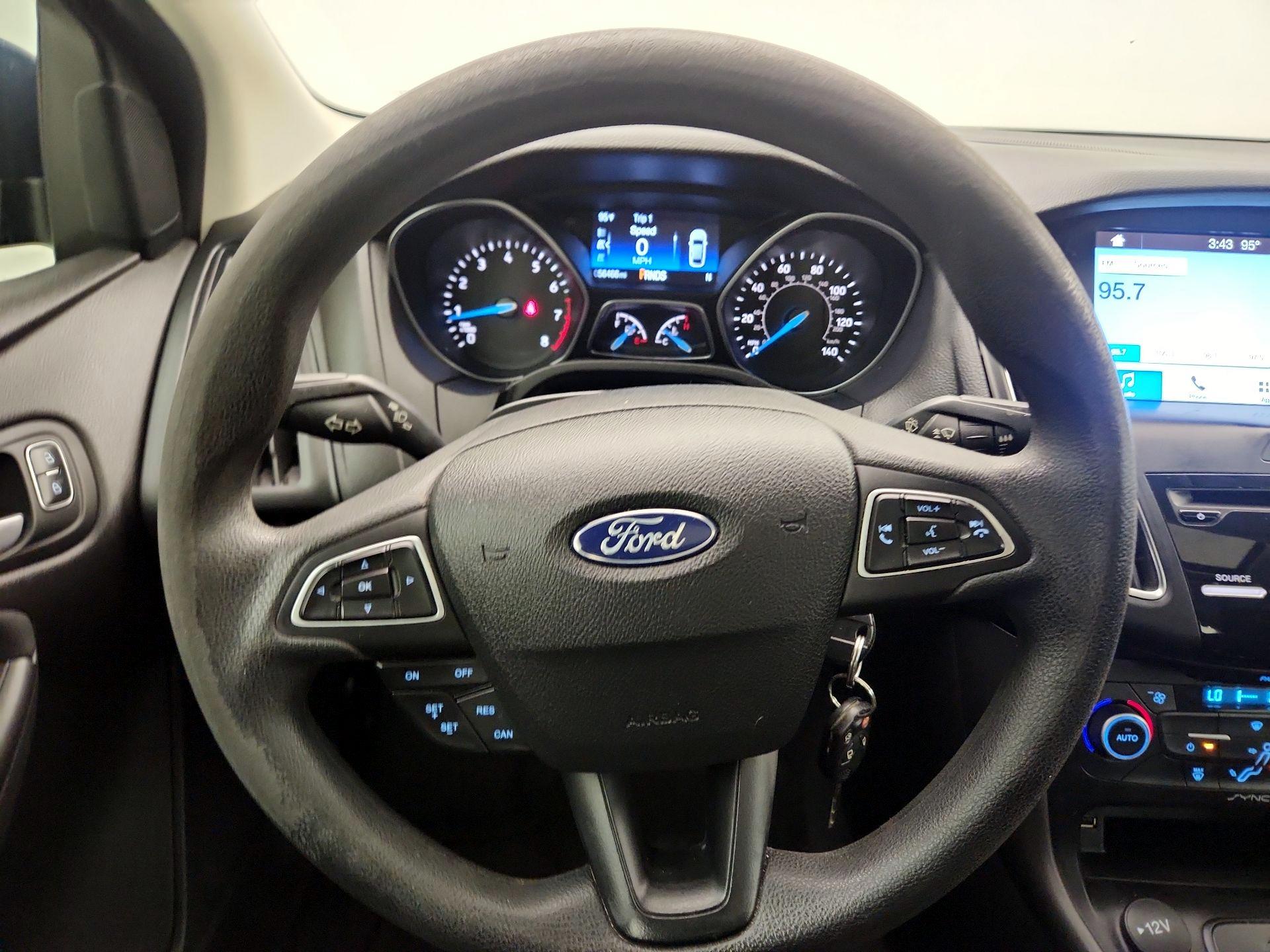 Thumbnail: 2018 Ford Focus - 10