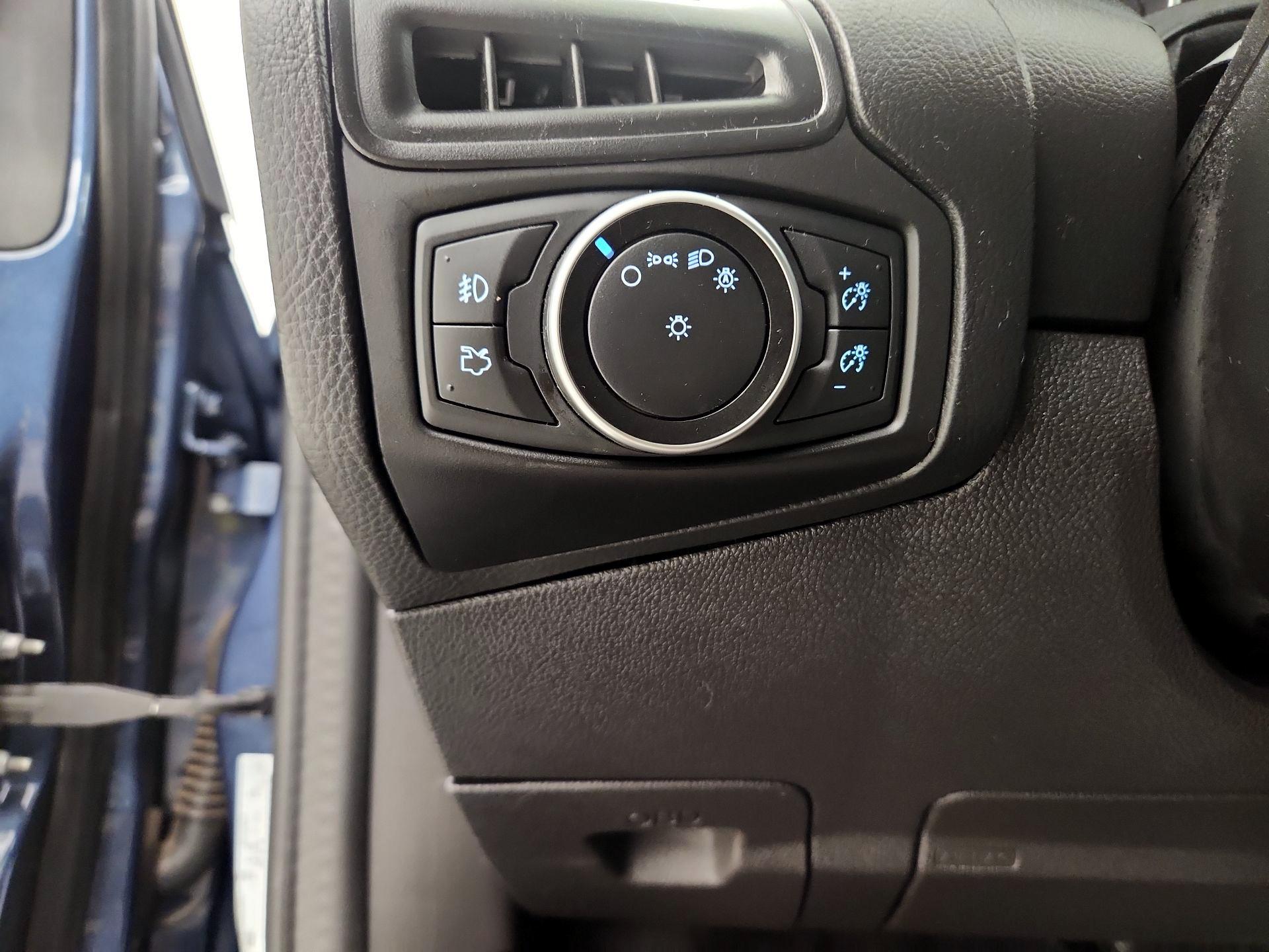 Thumbnail: 2018 Ford Focus - 13
