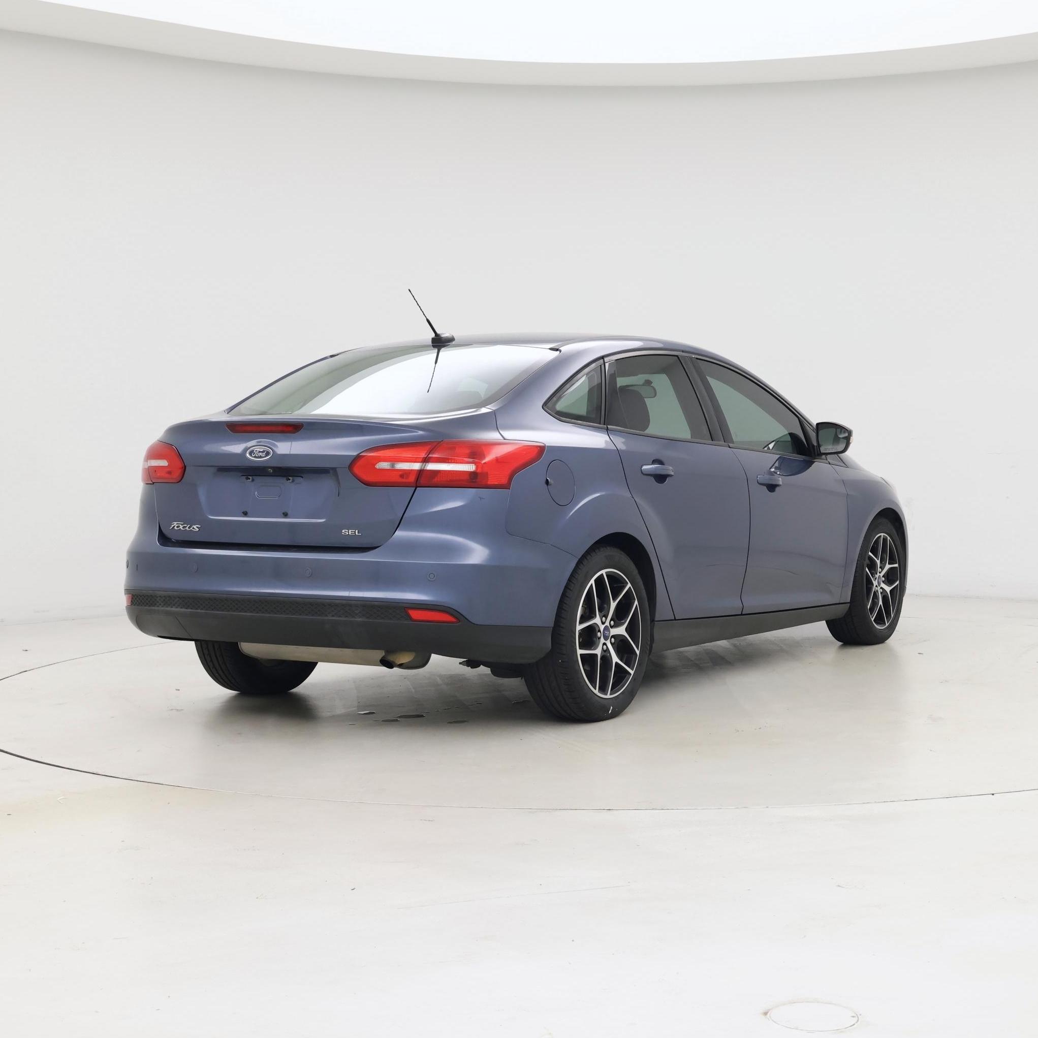 Thumbnail: 2018 Ford Focus - 8